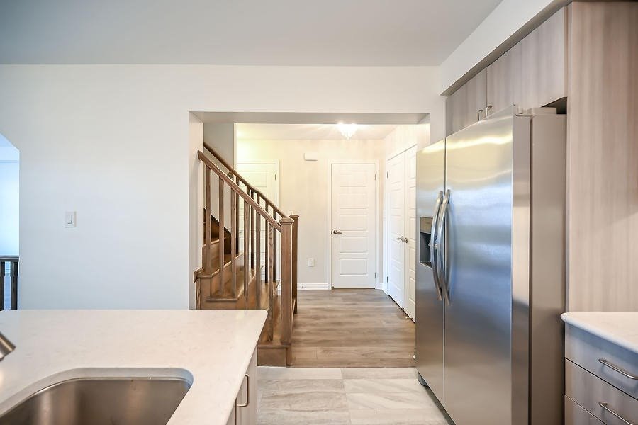 104 Frost Crt