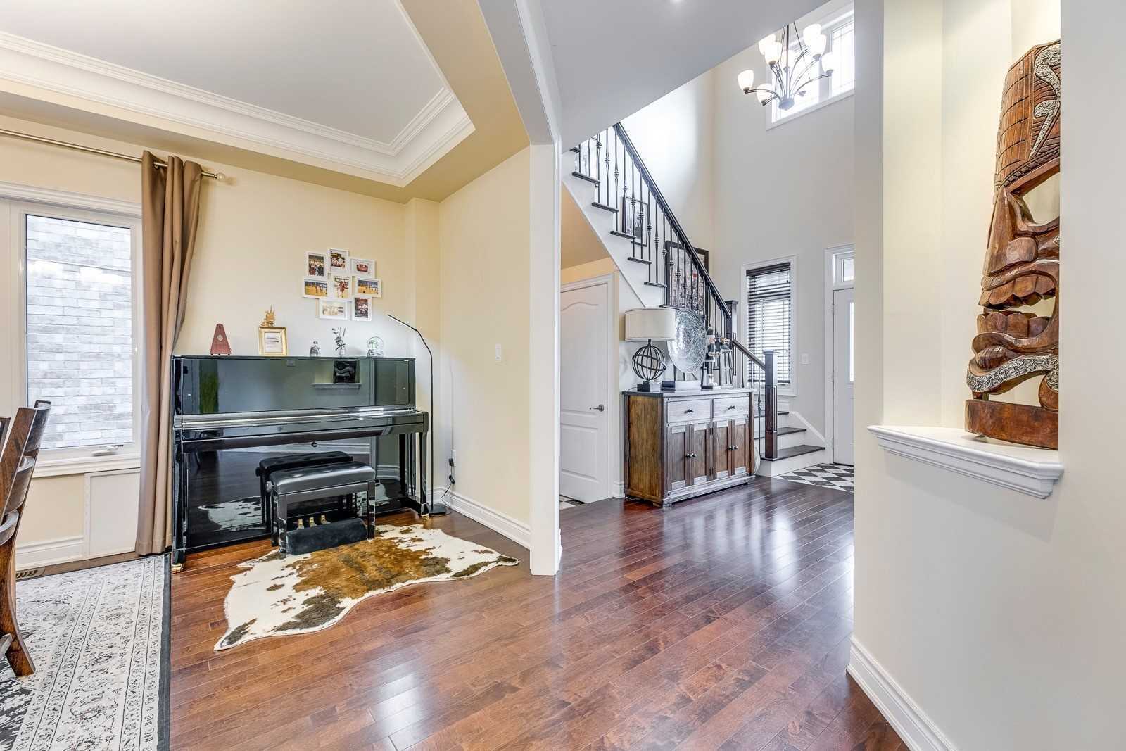 2492 Chaplin Rd