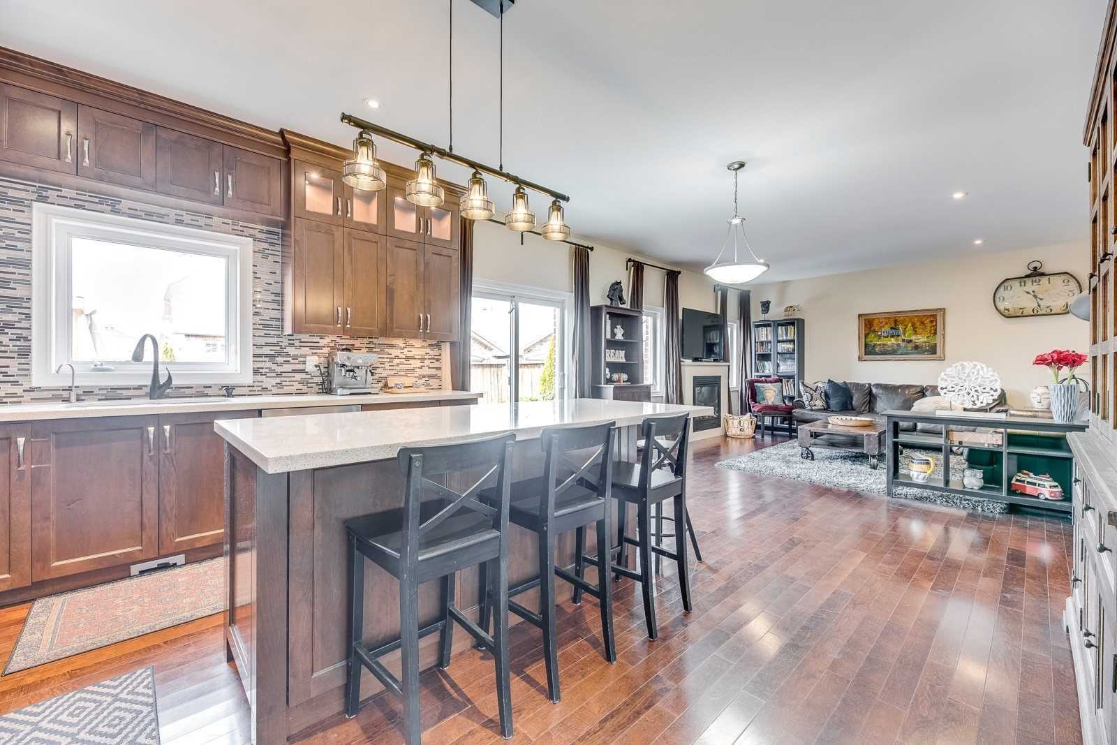 2492 Chaplin Rd