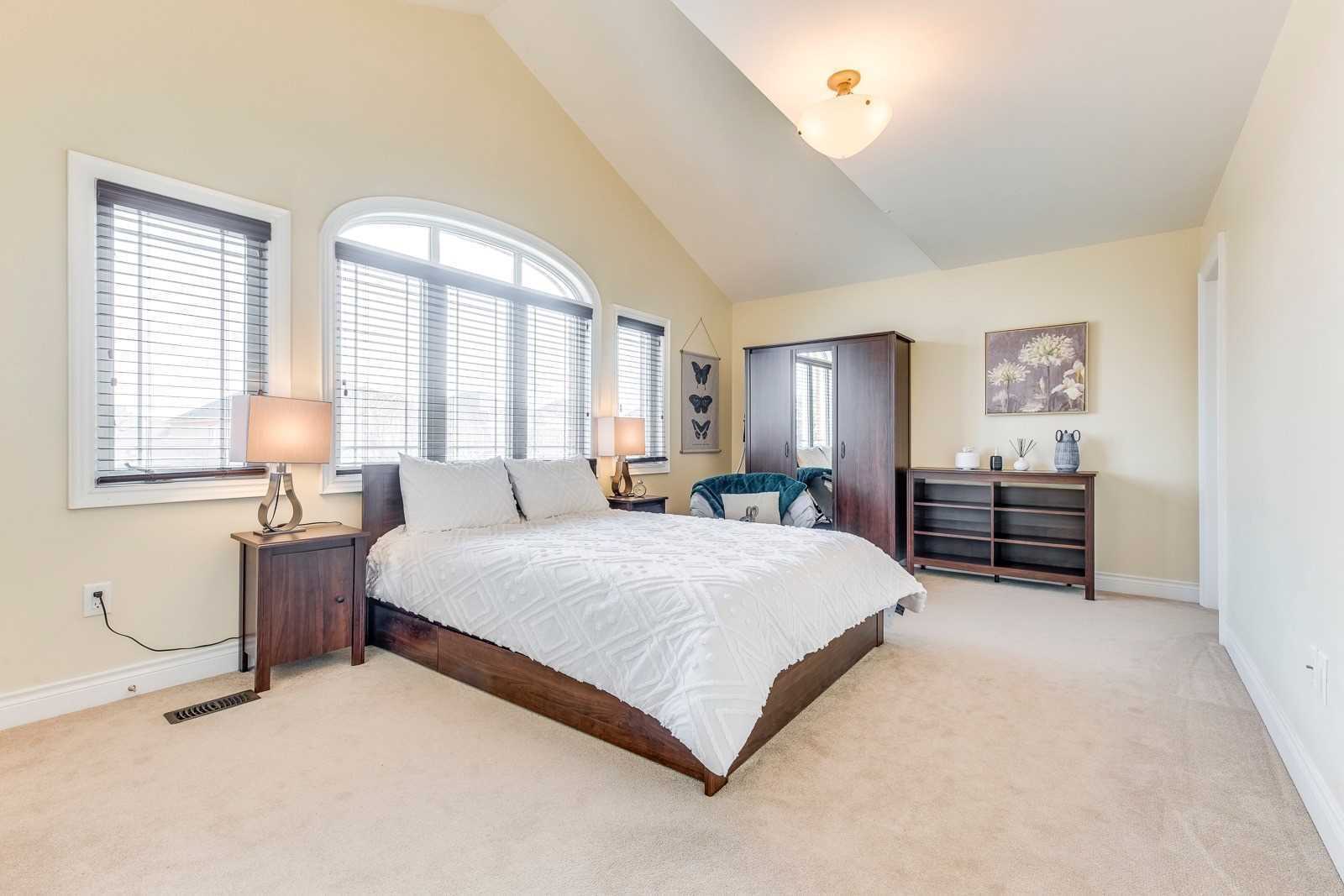 2492 Chaplin Rd