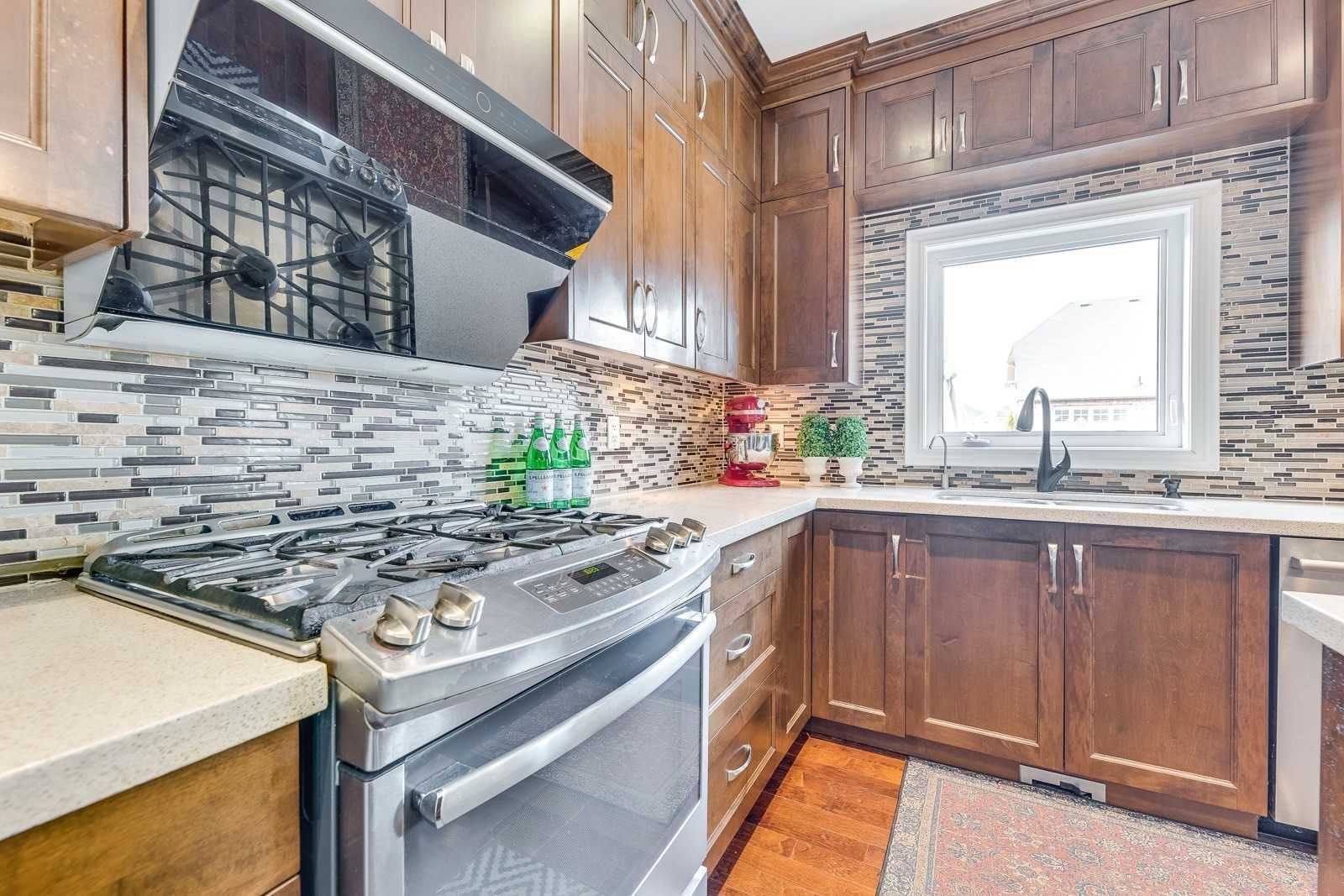 2492 Chaplin Rd