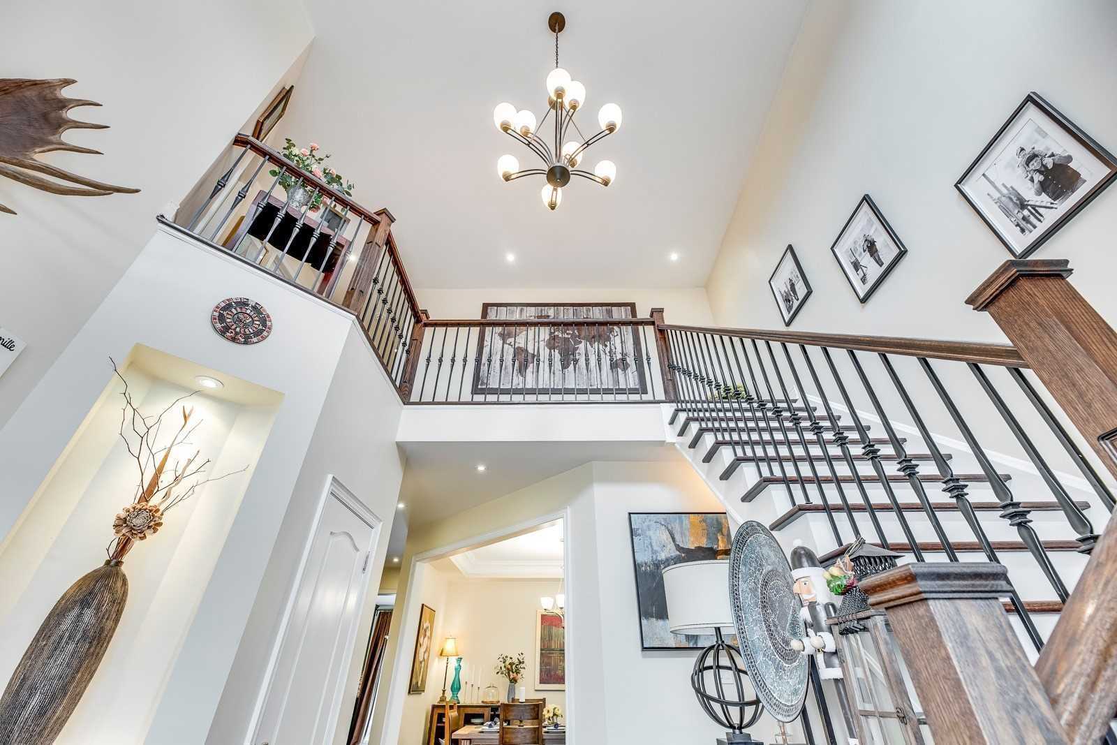2492 Chaplin Rd