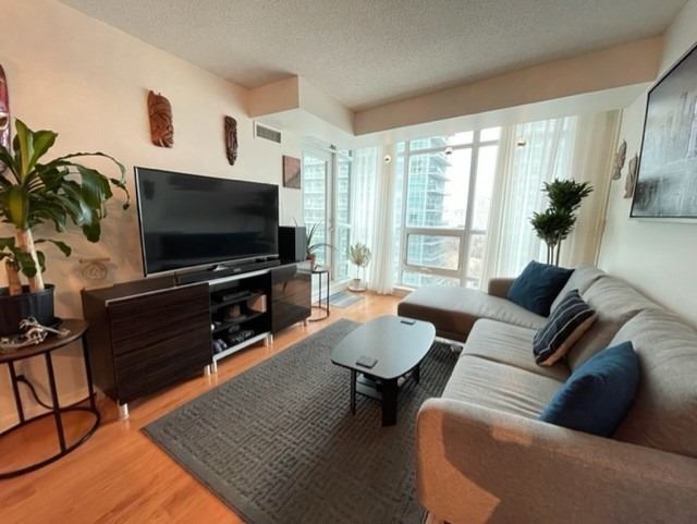 185 Legion Rd N, #1212
