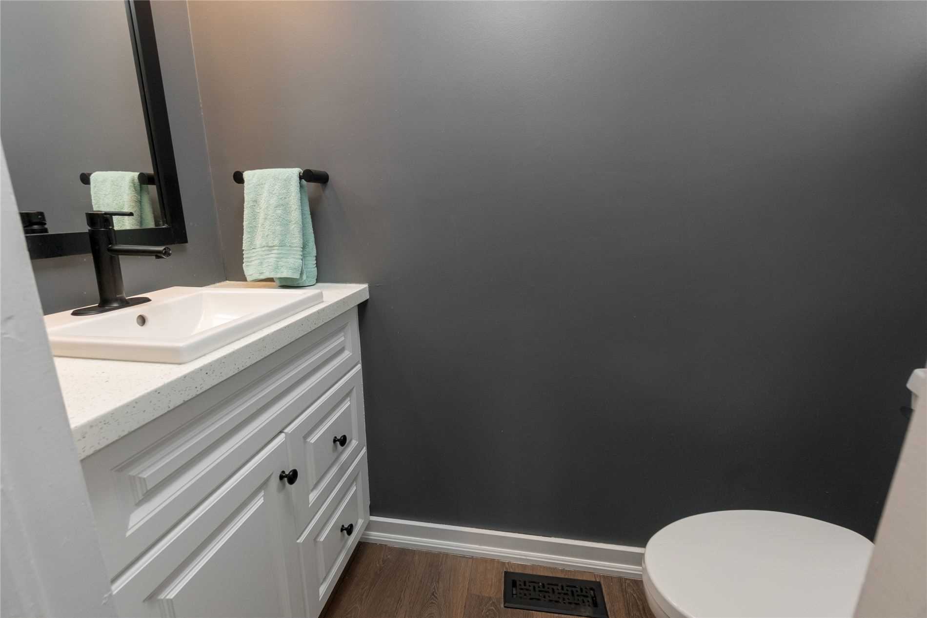 Listing W5559604 - Large Photo # 12