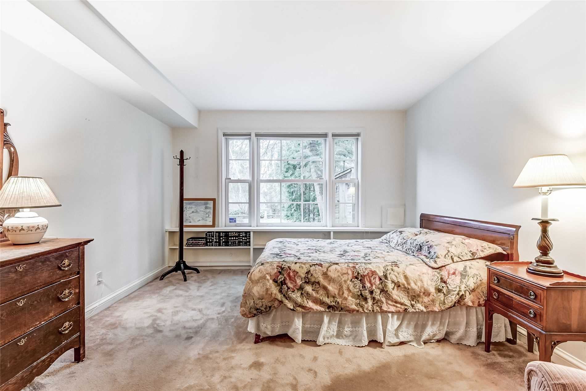 Listing W5562150 - Large Photo # 22