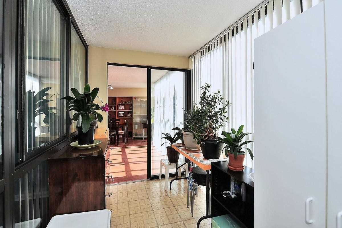 40 Richview Rd, #1606