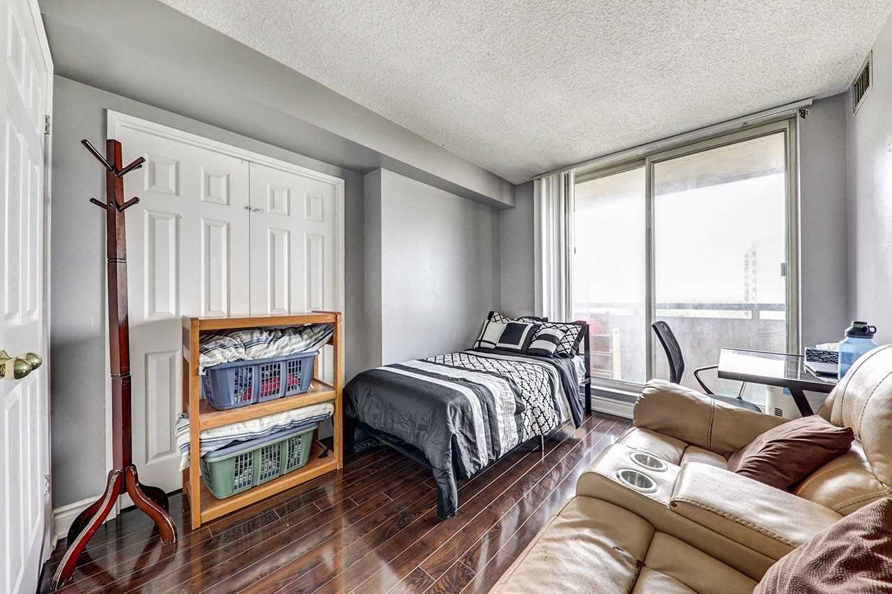 5 Lisa St, #1108