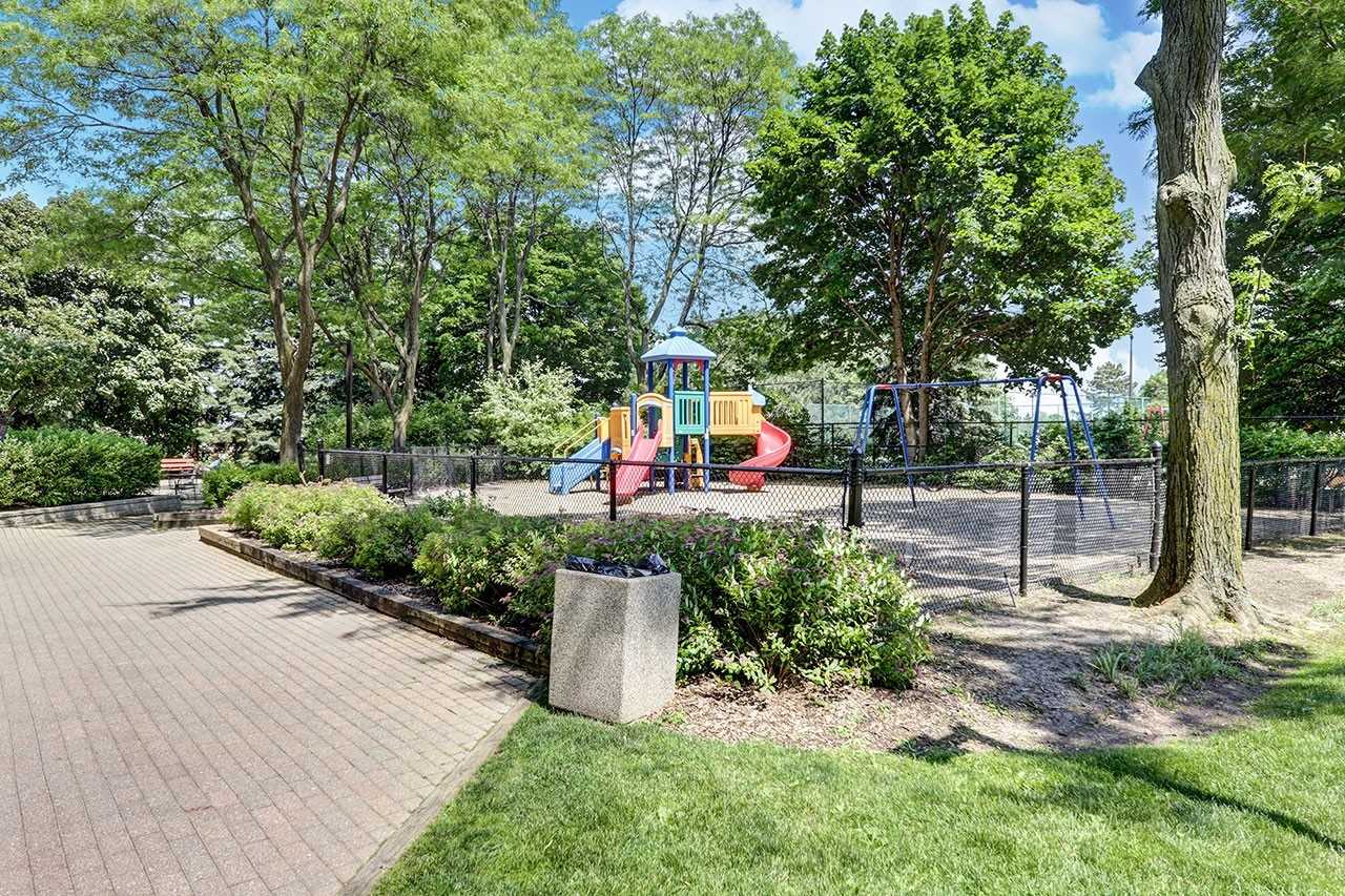 5 Lisa St, #1108