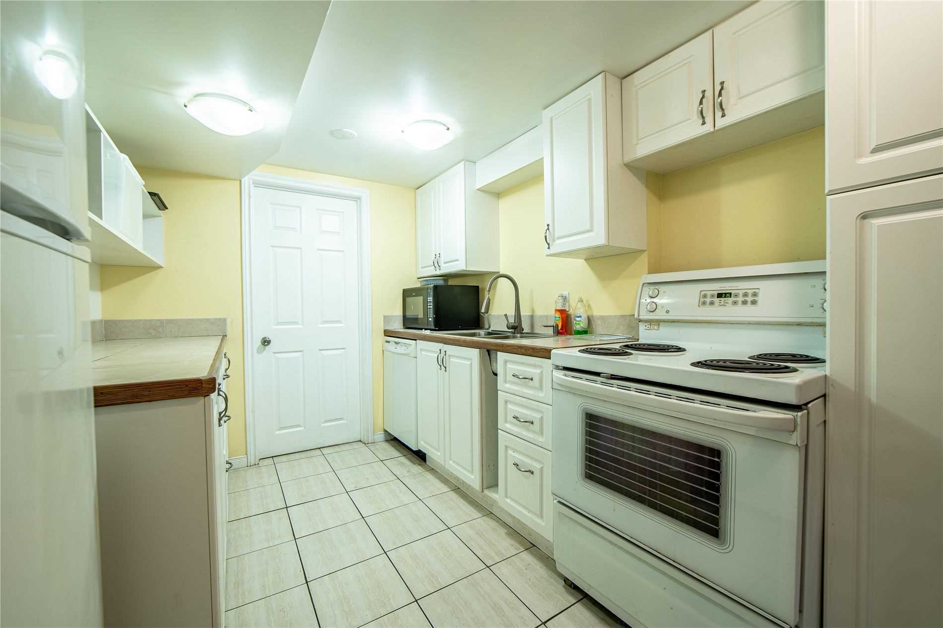 1241 Strathy Ave