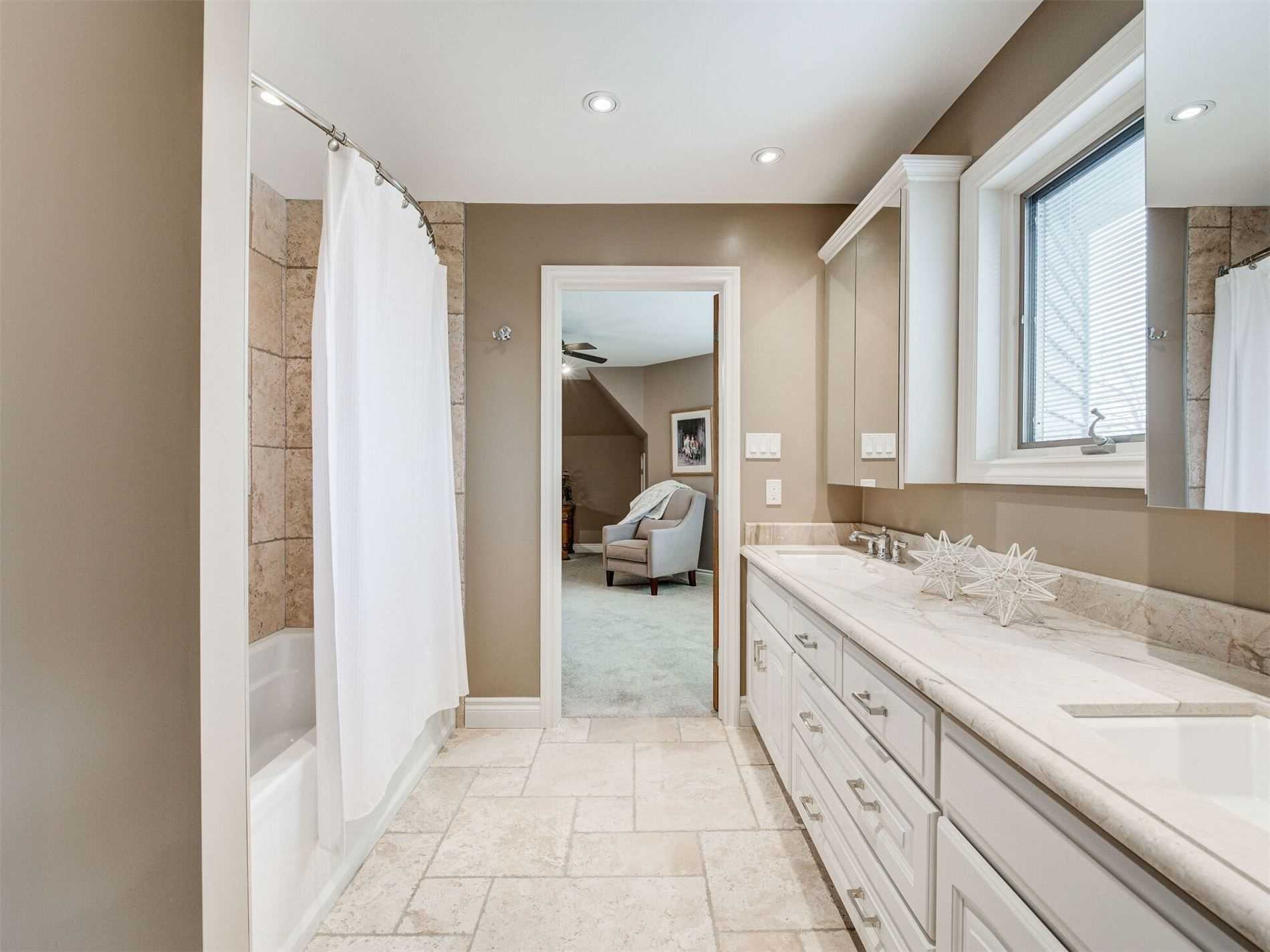 15 Turtle Lake Dr