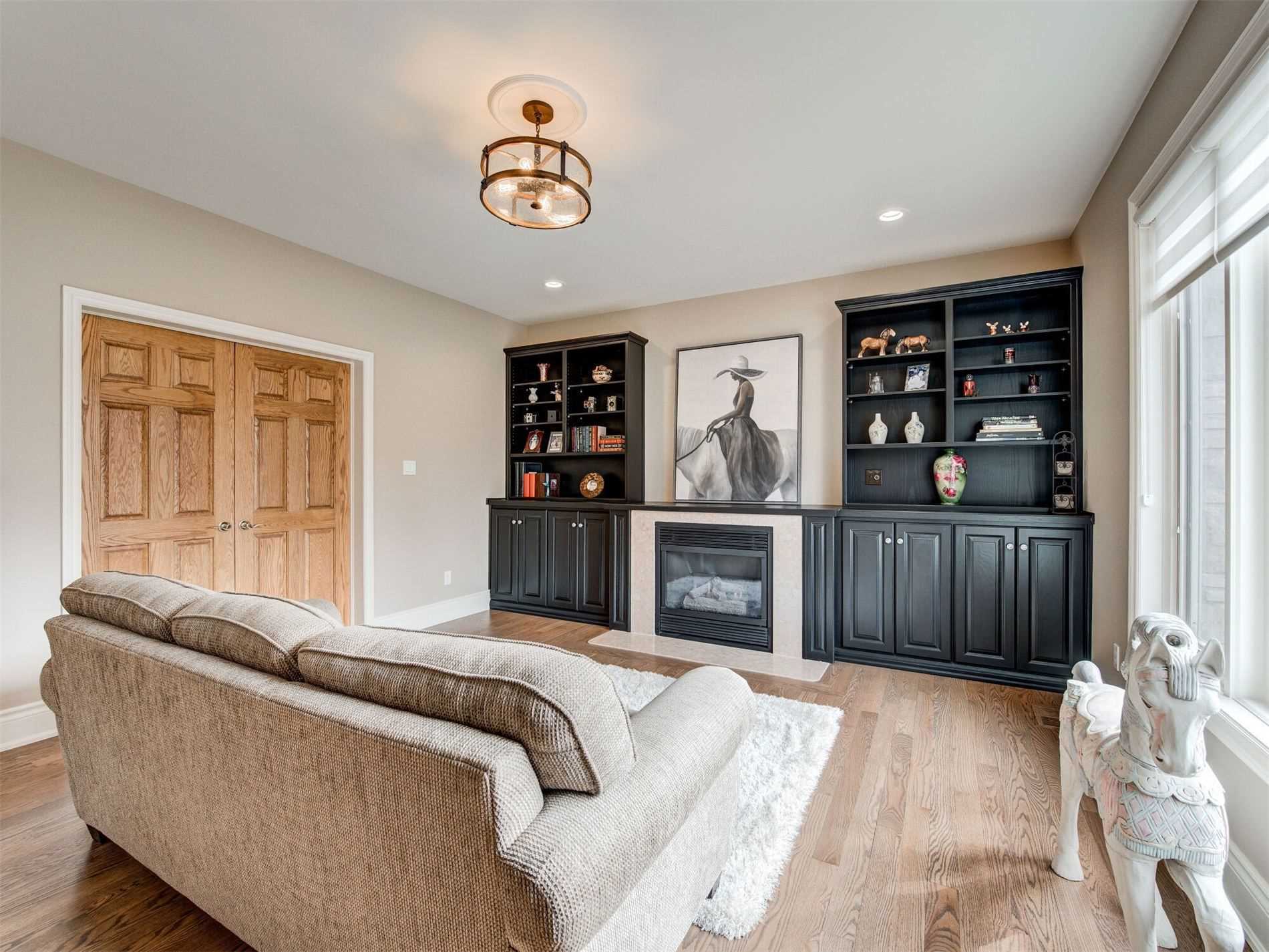 15 Turtle Lake Dr