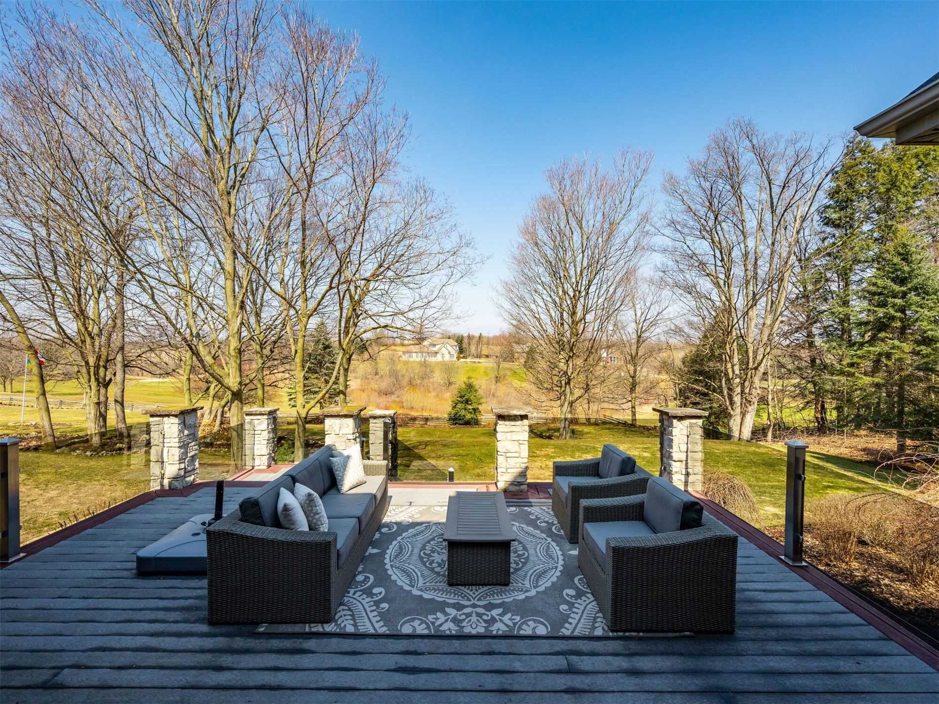 15 Turtle Lake Dr