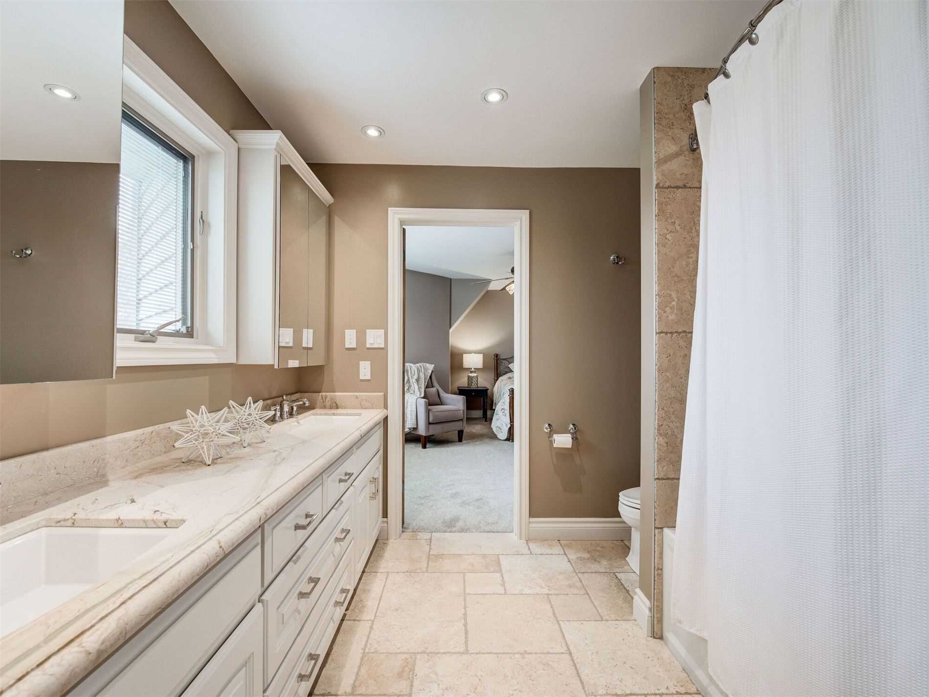 15 Turtle Lake Dr