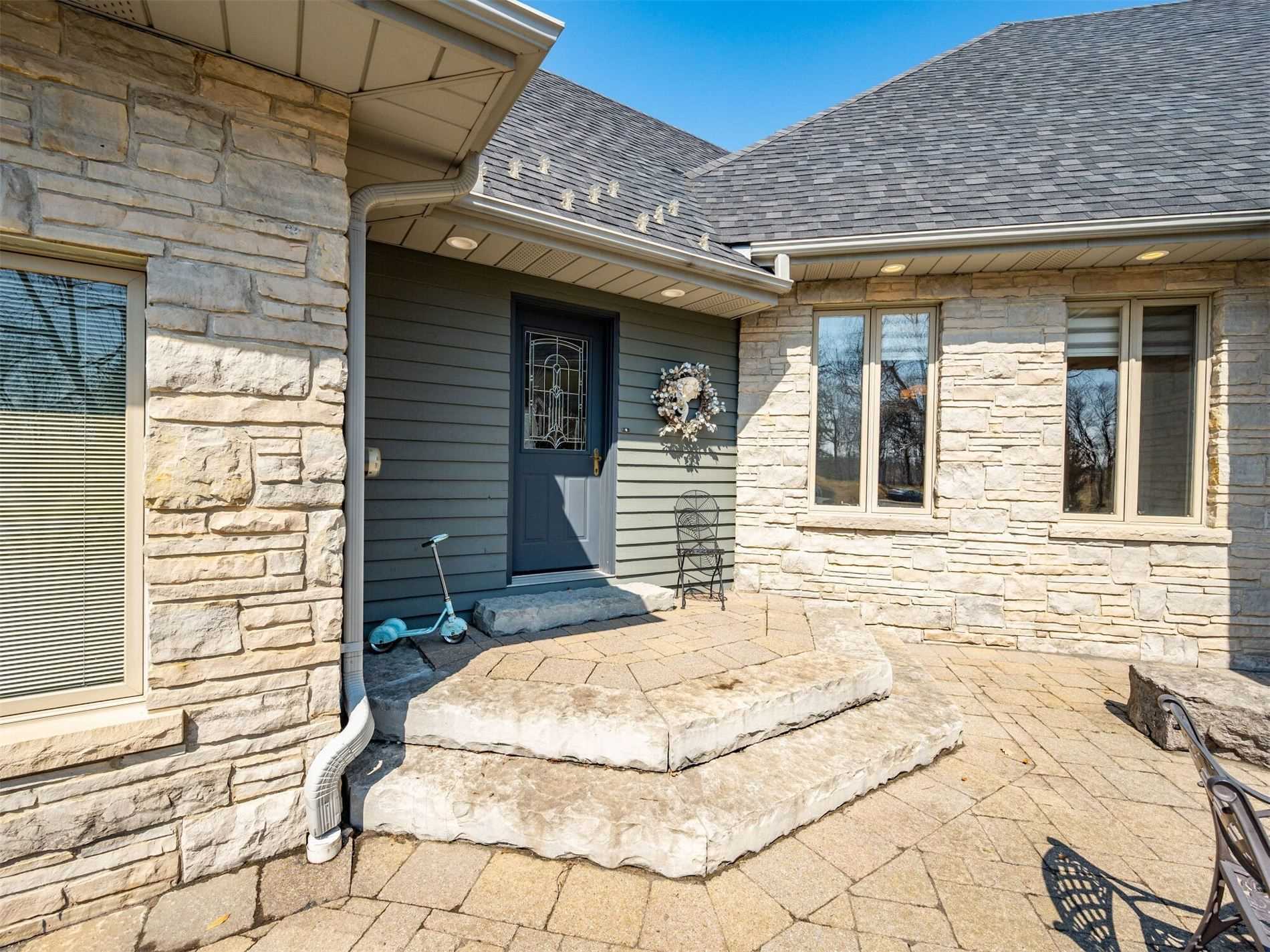 15 Turtle Lake Dr