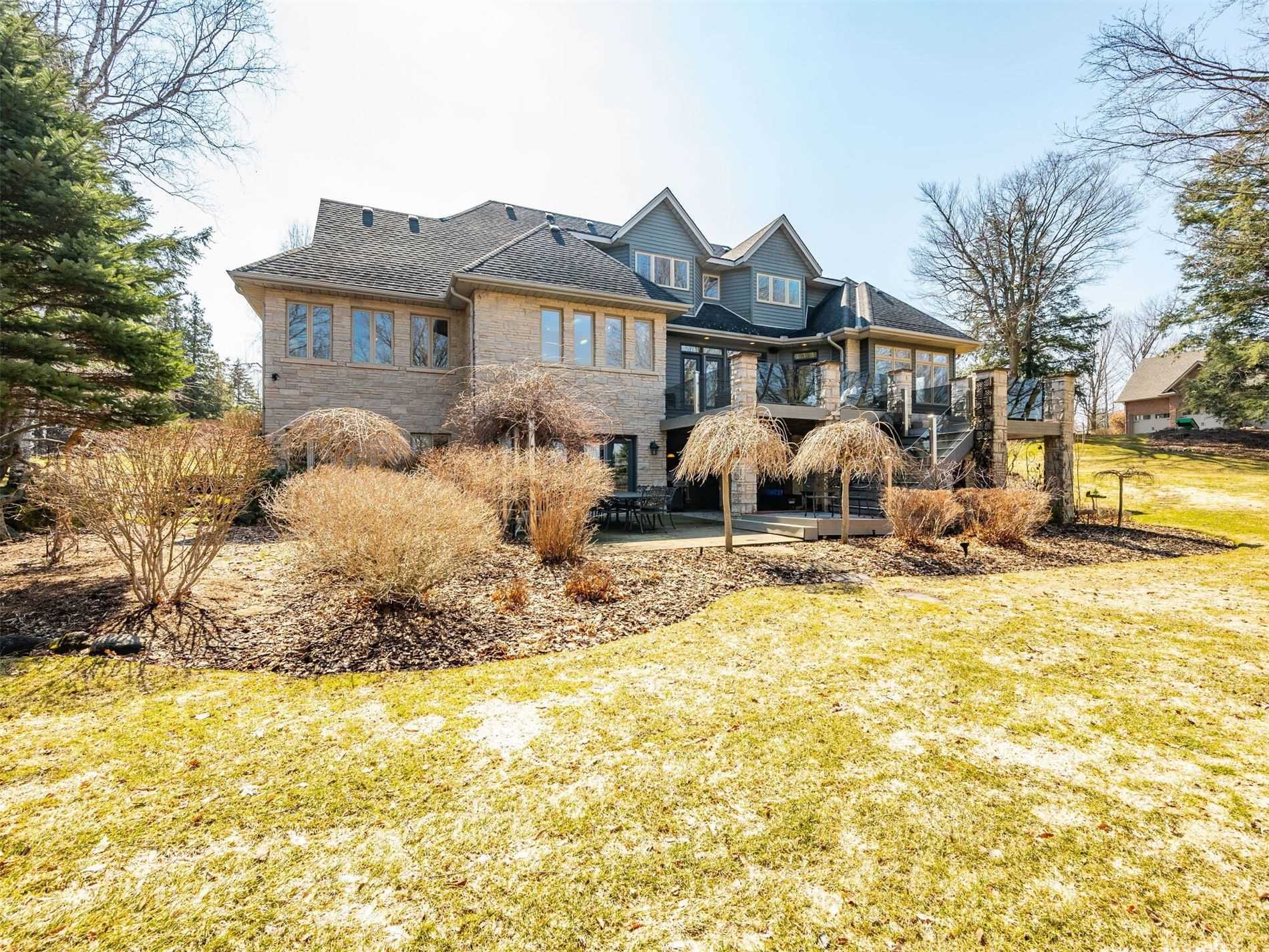 15 Turtle Lake Dr