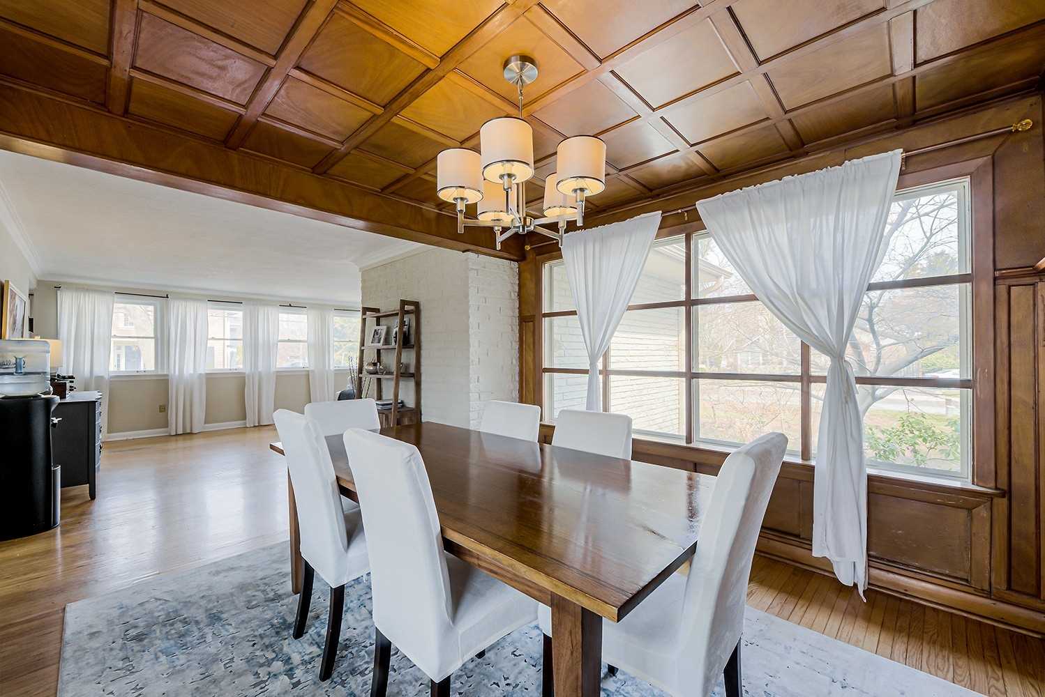 402 Macdonald Rd