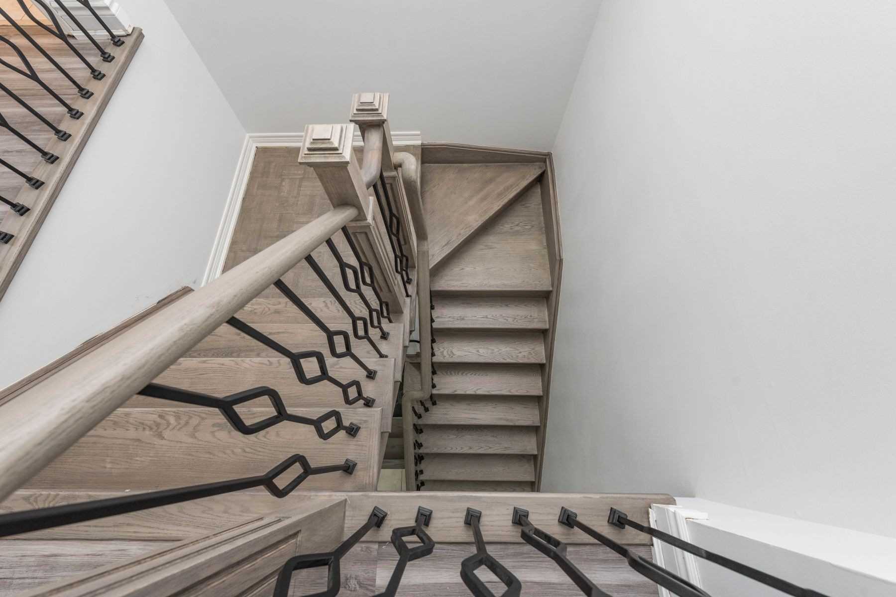 7 Dovehaven Cres