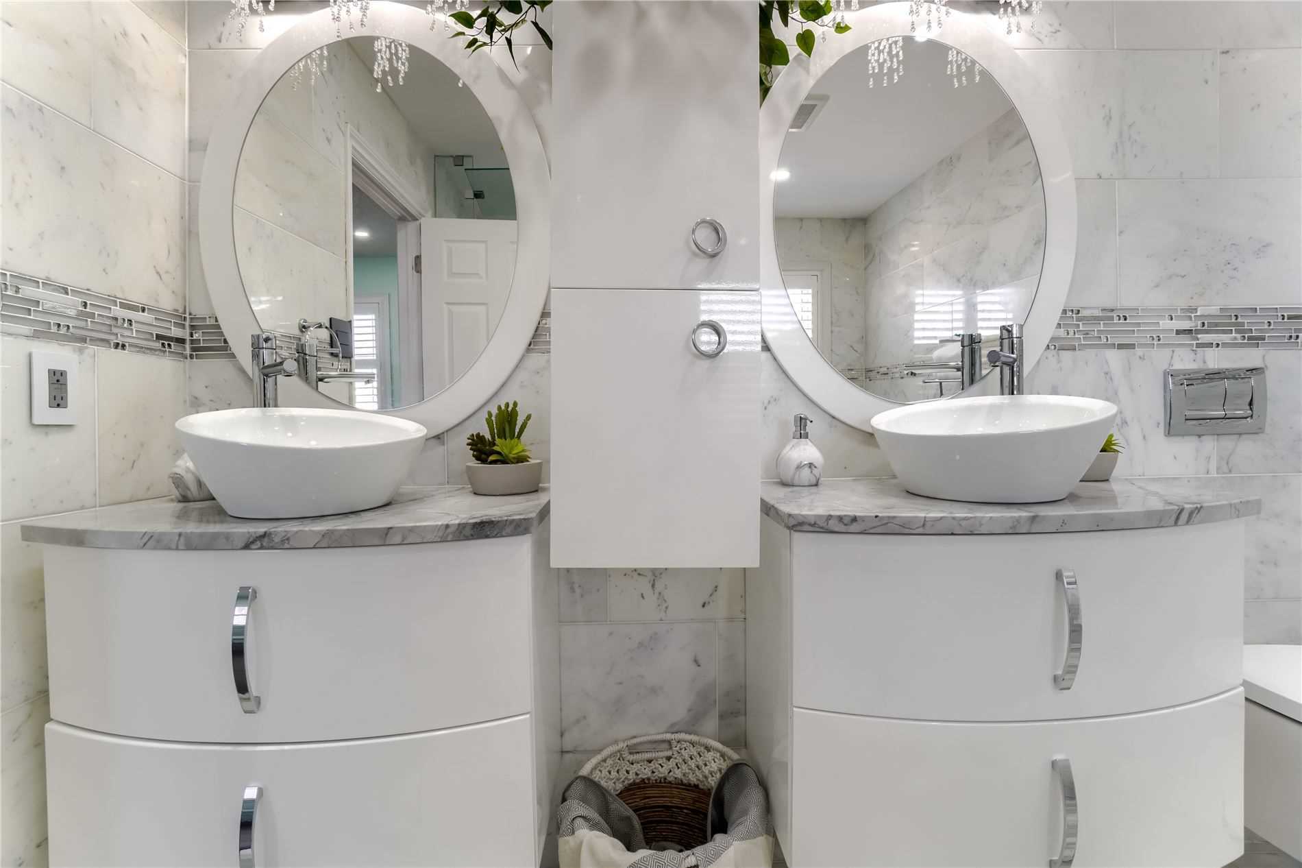 228 Fernforest Dr