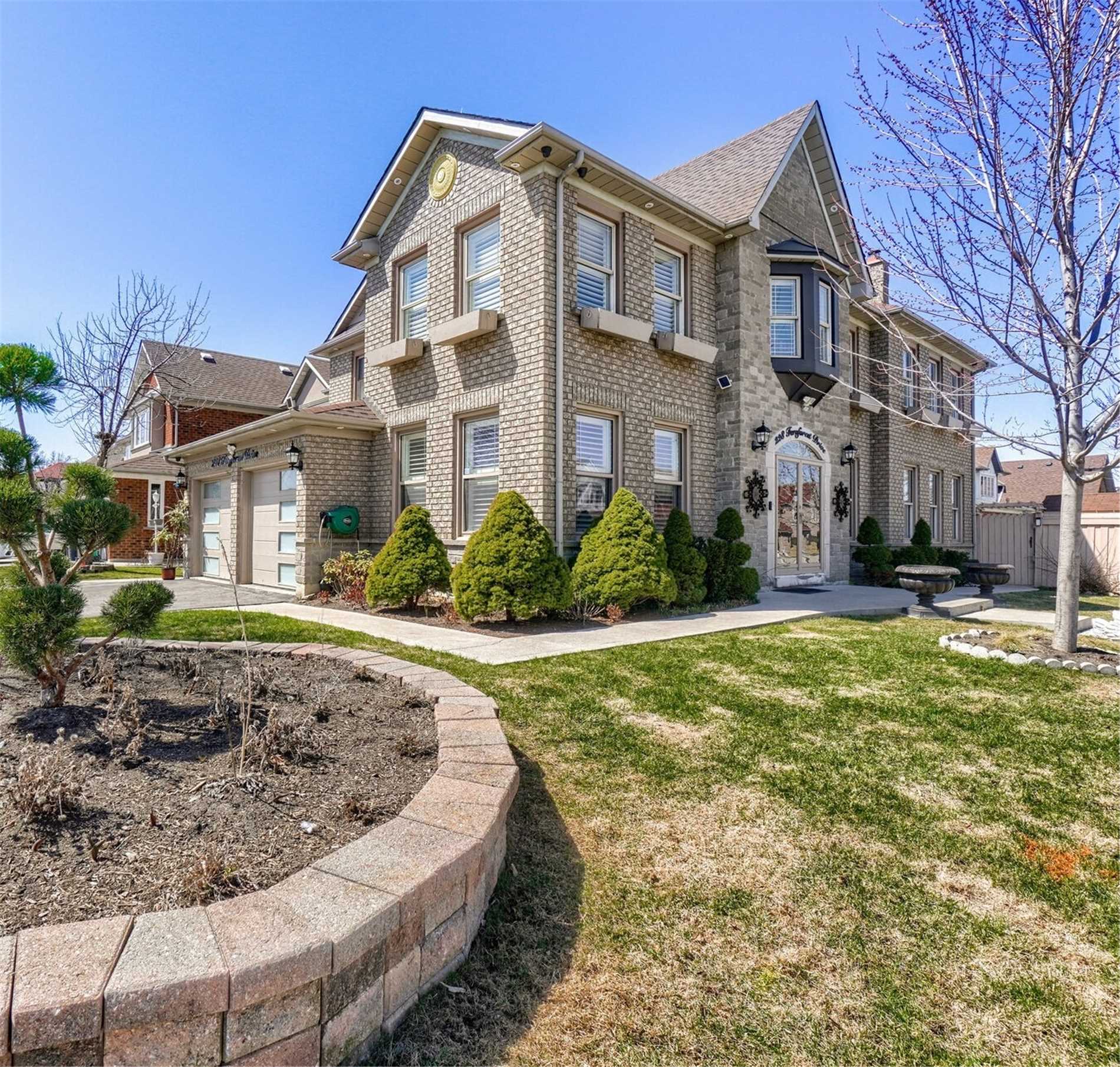 228 Fernforest Dr