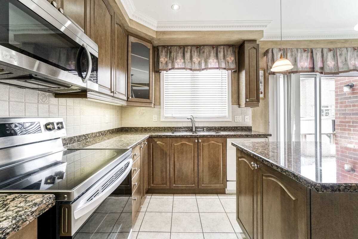 Listing W5577406 - Large Photo # 19