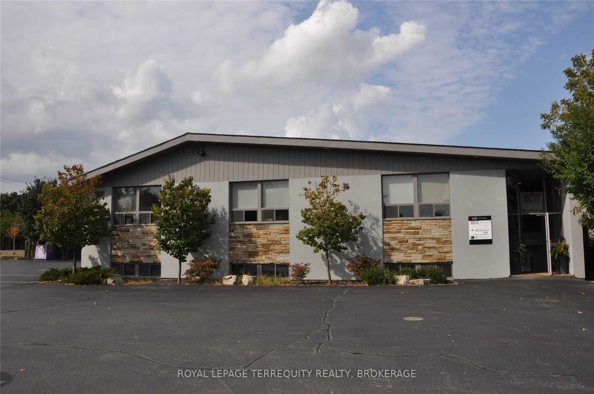 Listing W5578627 - Large Photo # 1