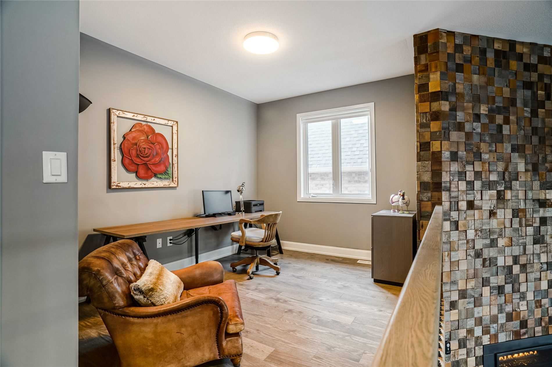 3337 Mintwood Circ