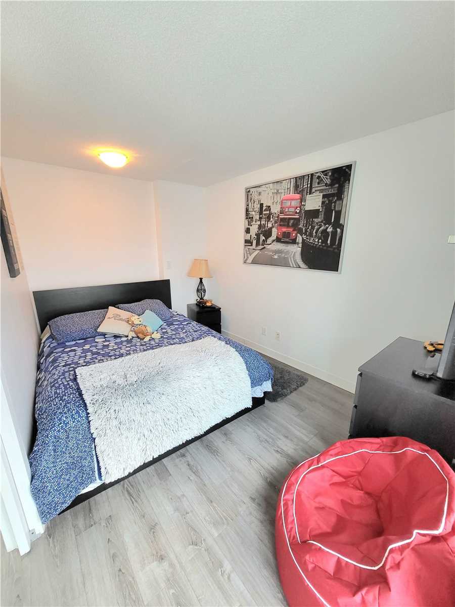 155 Legion Rd N, #Ph-2913