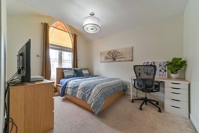 1292 Costigan Rd