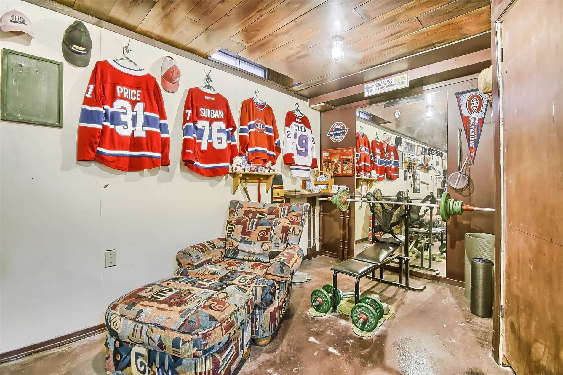 47 Lacewood Cres