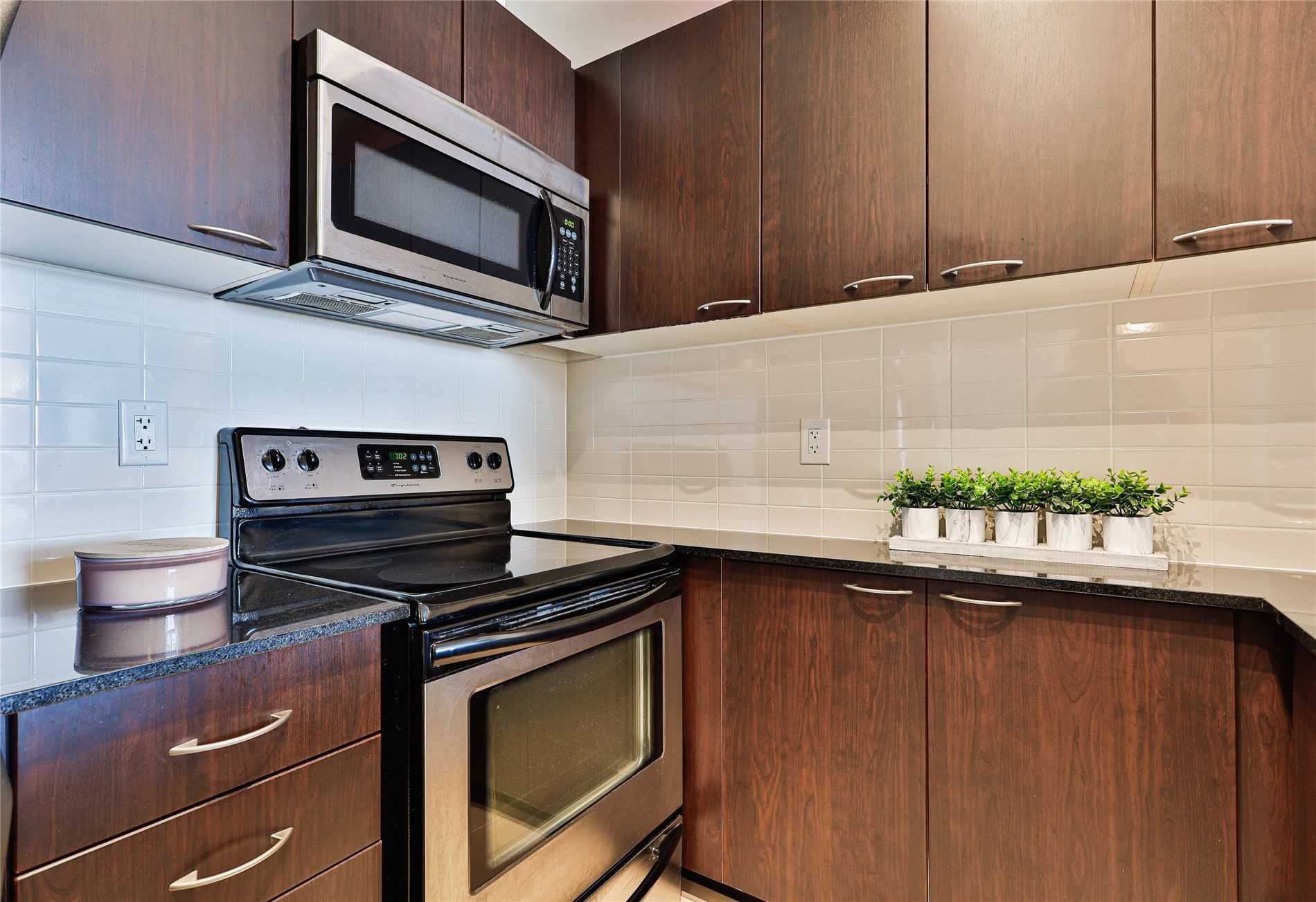 Listing W5583887 - Large Photo # 8