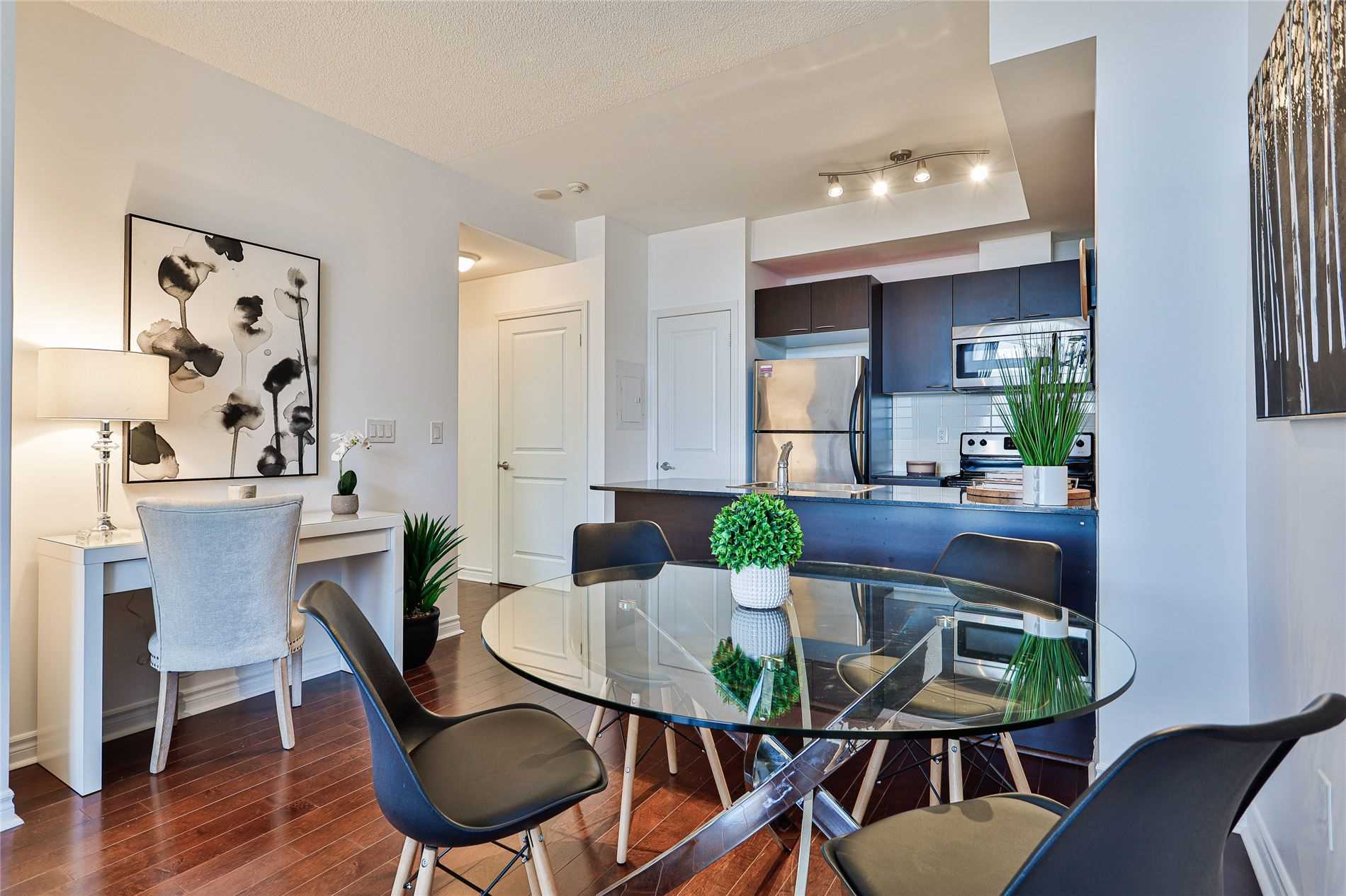 Listing W5583887 - Large Photo # 10