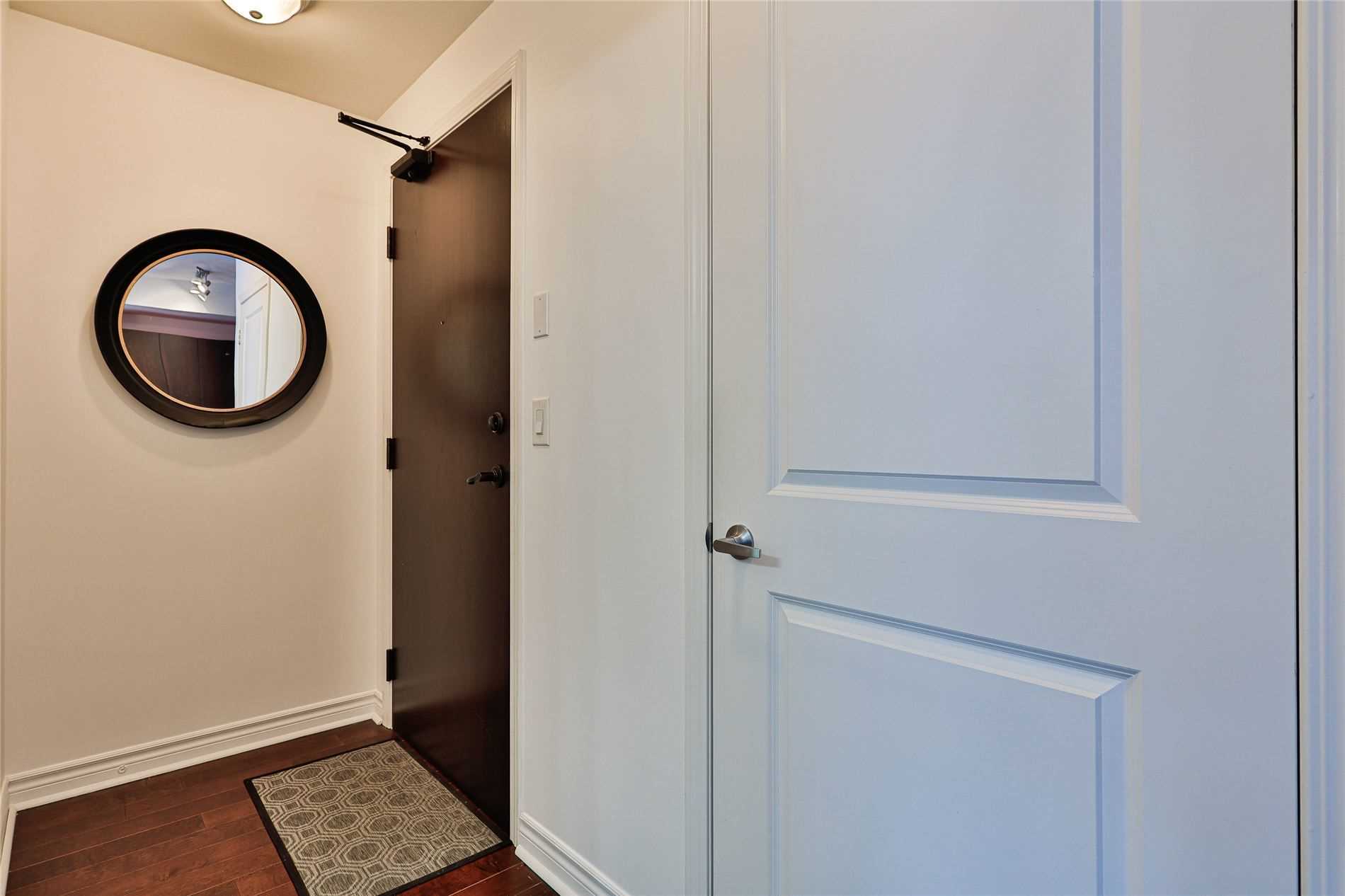 Listing W5586372 - Large Photo # 3