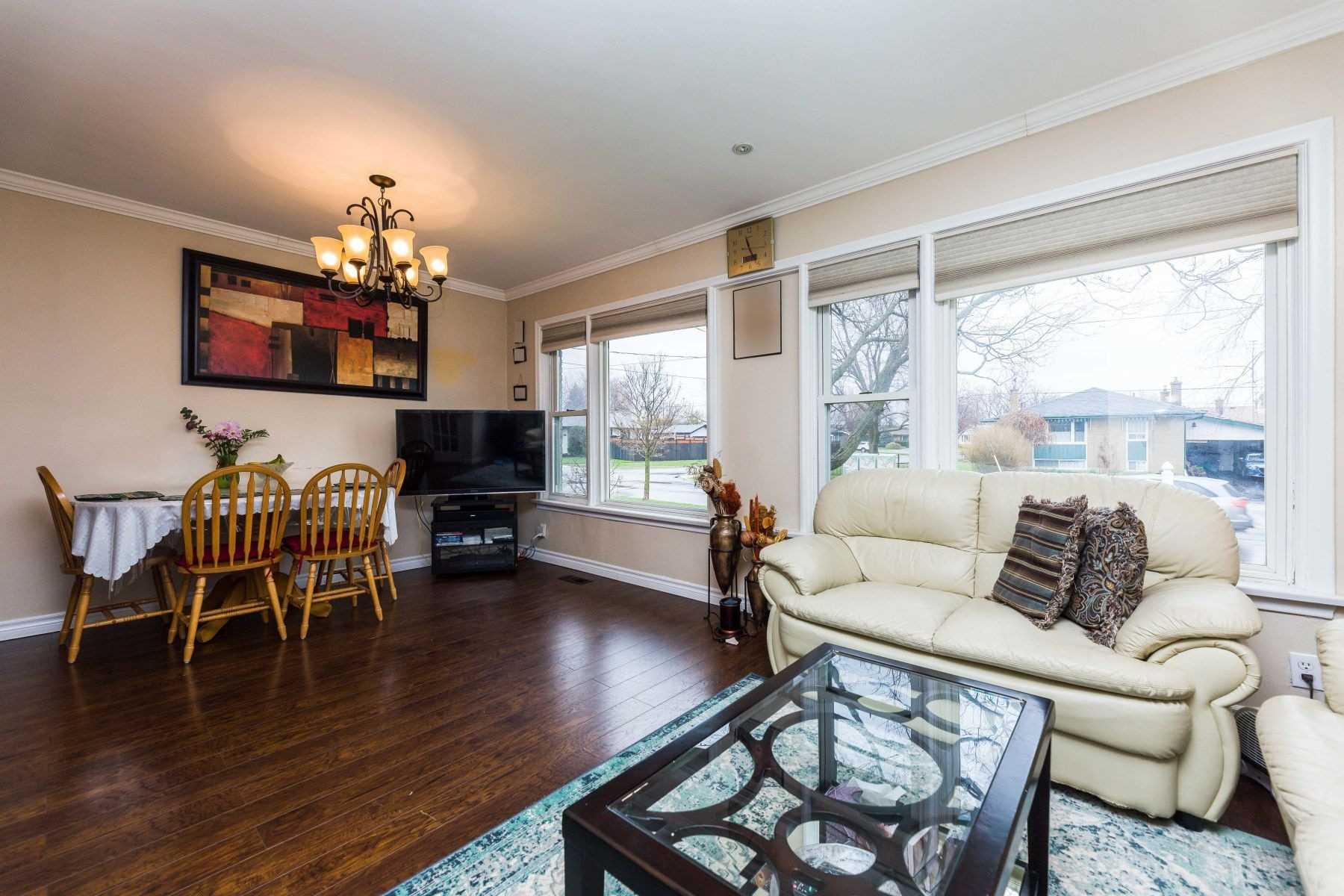 128 Prince Charles Dr