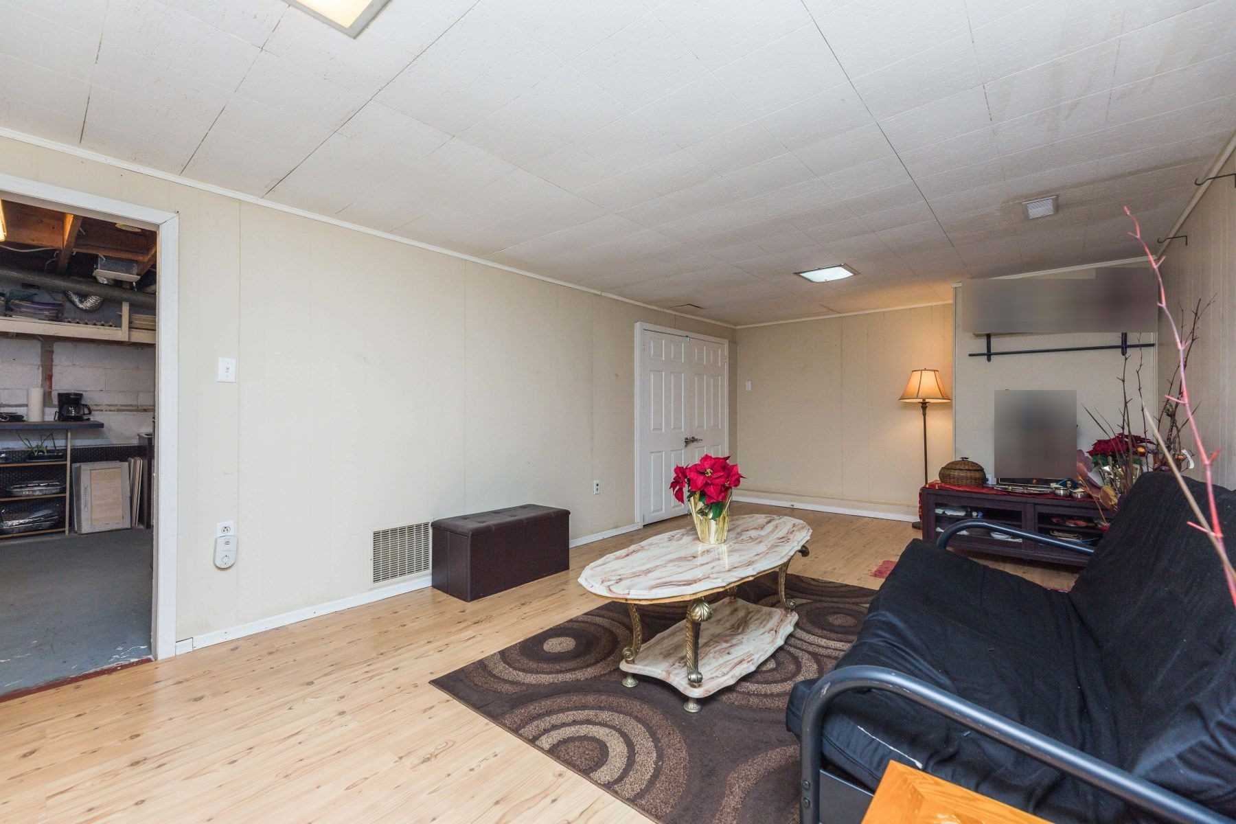128 Prince Charles Dr