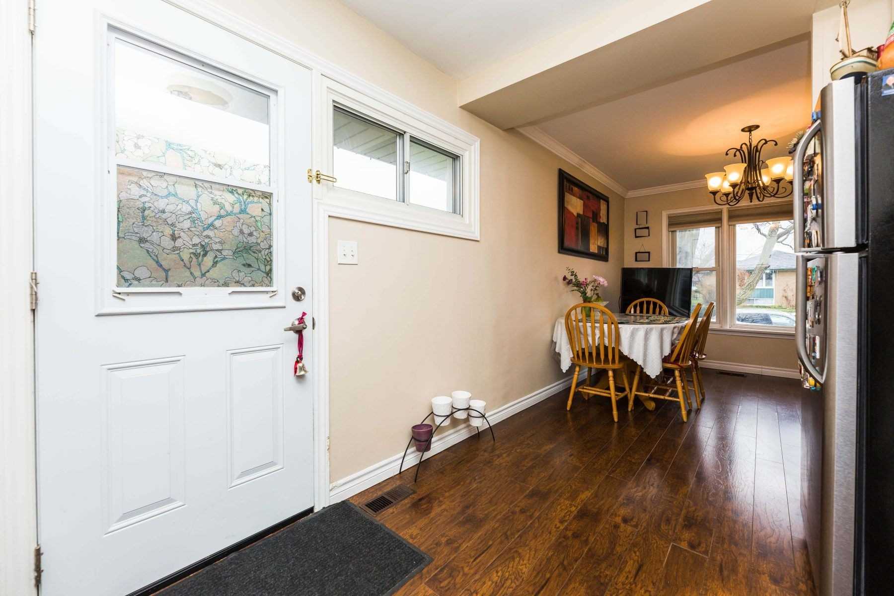 128 Prince Charles Dr