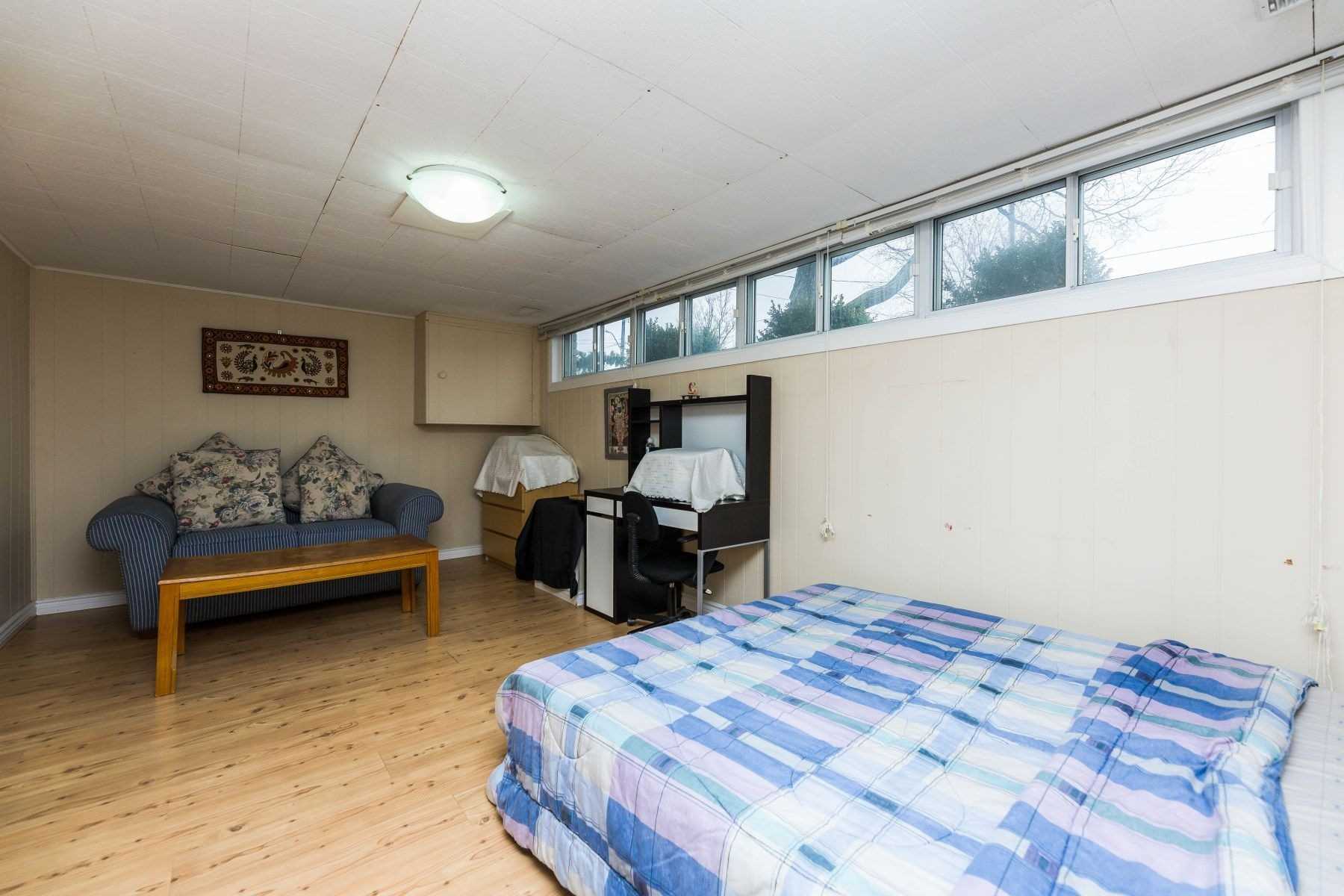 128 Prince Charles Dr