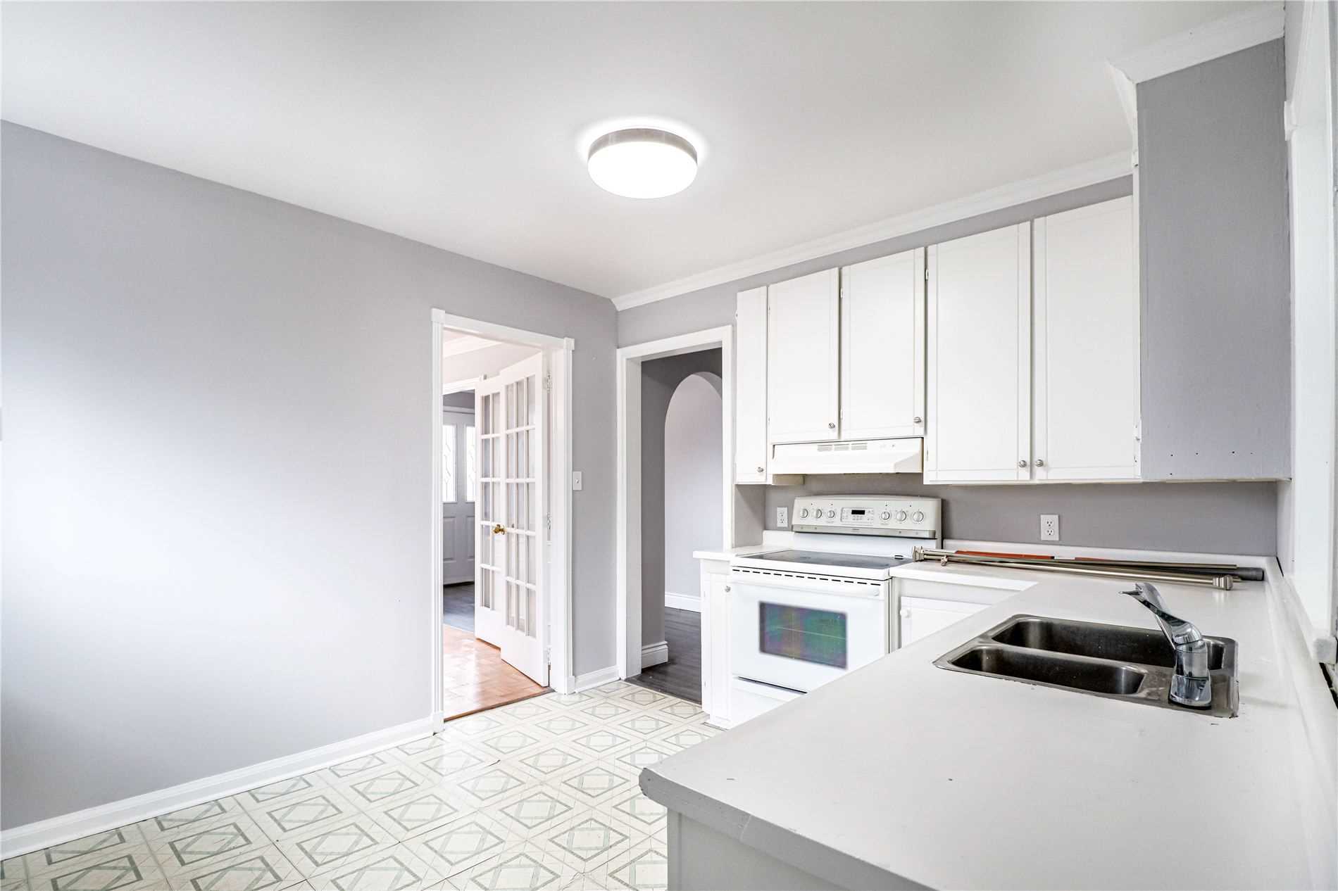 14 Knaseboro St