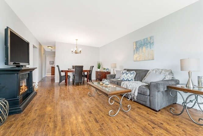 137 Raylawn Cres