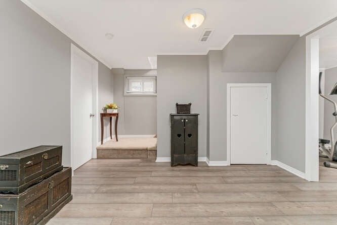 137 Raylawn Cres