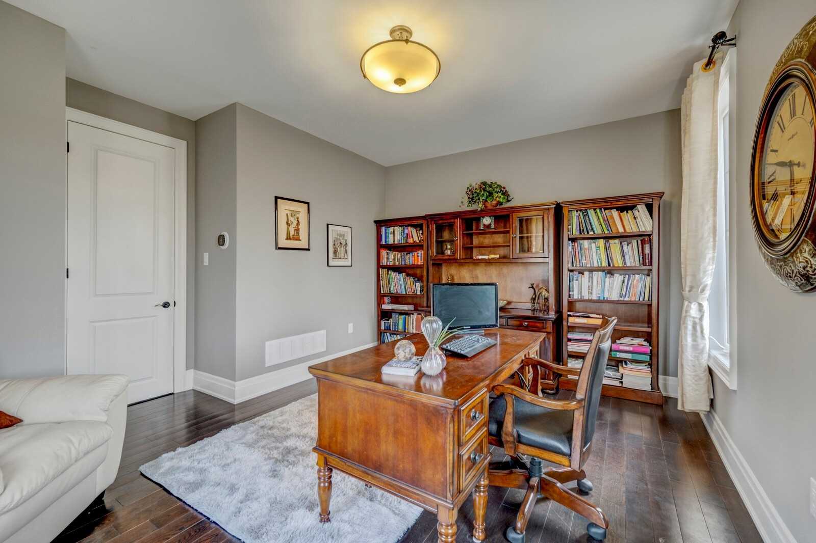 12 Davidson Dr