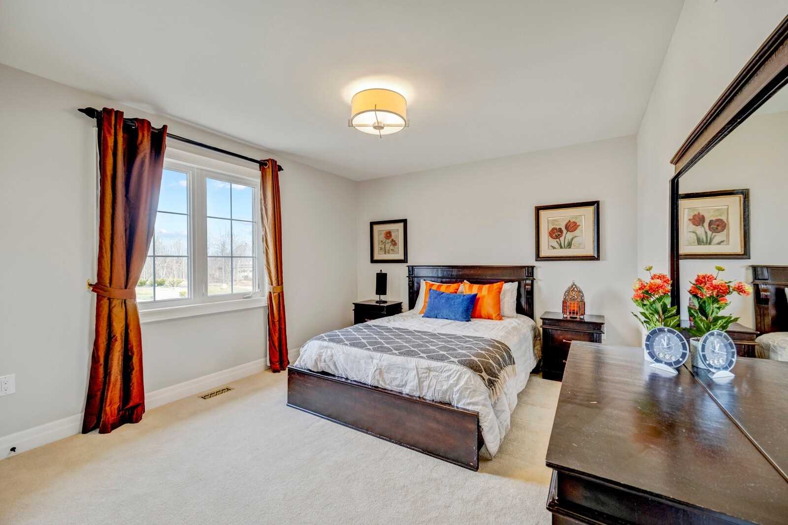 12 Davidson Dr