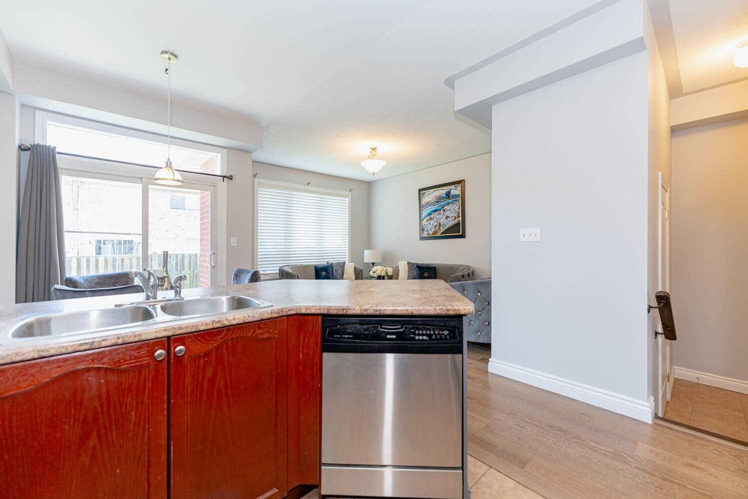 59 Totten Dr