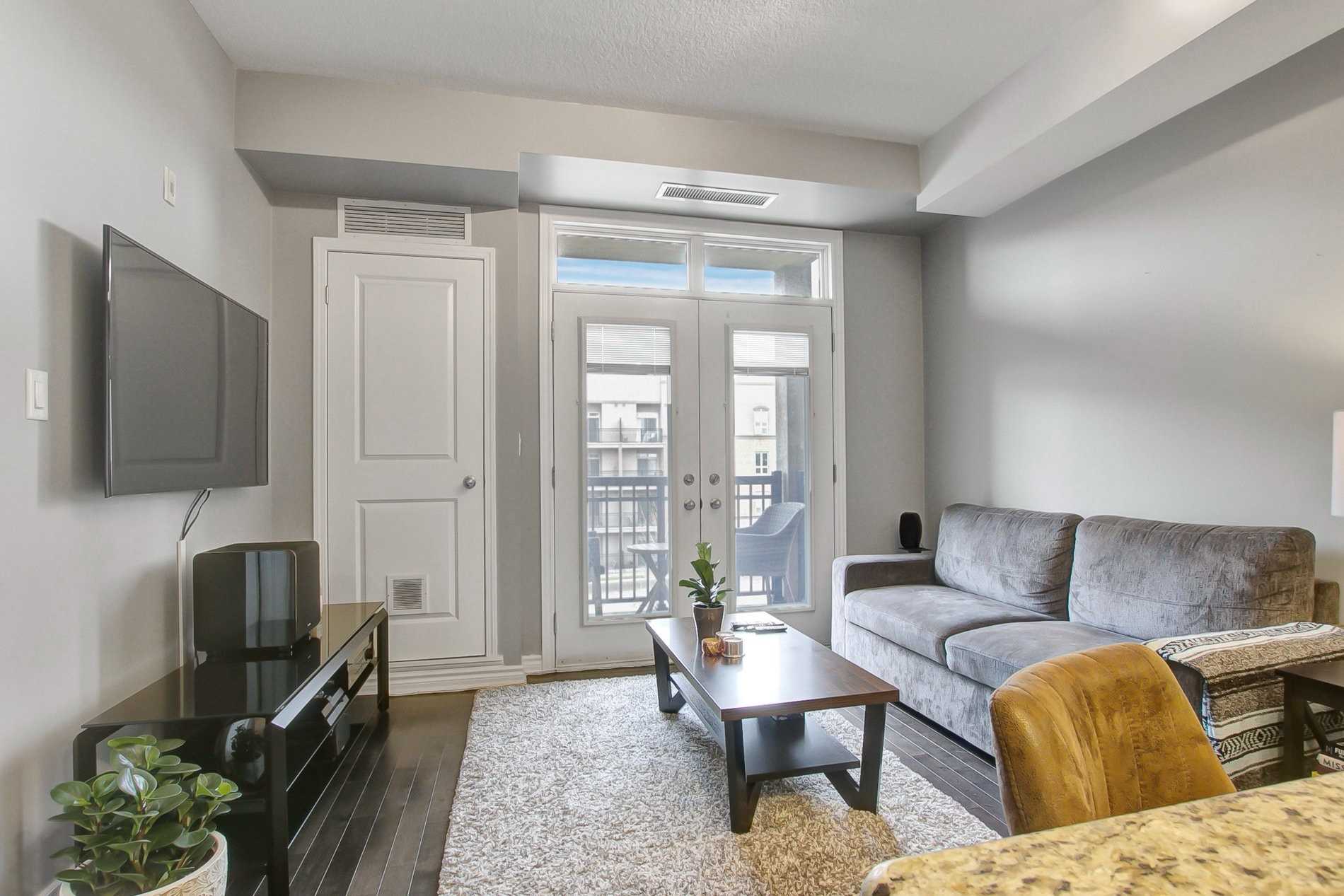 5327 Upper Middle Rd, #304