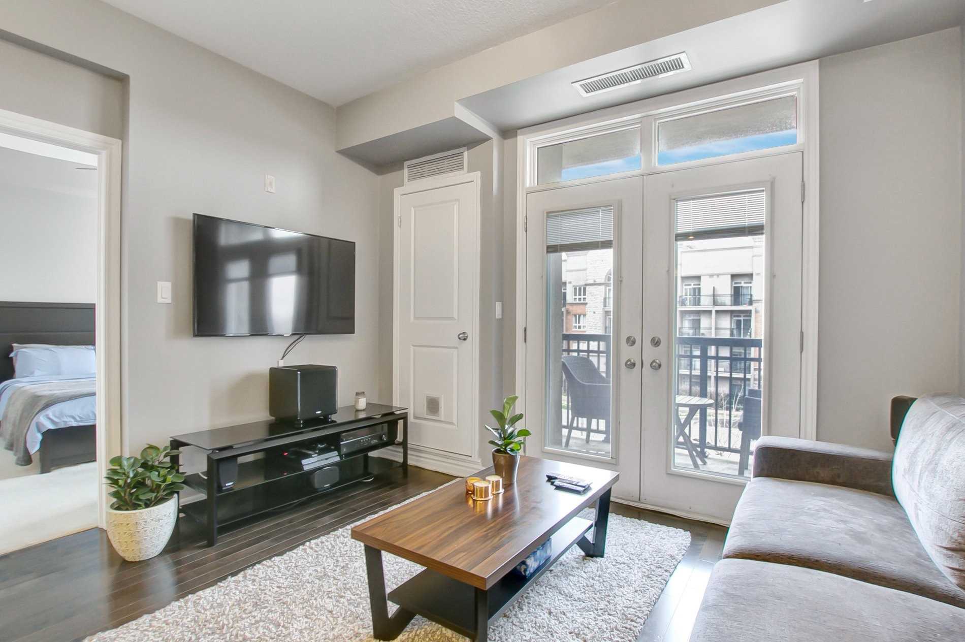 5327 Upper Middle Rd, #304