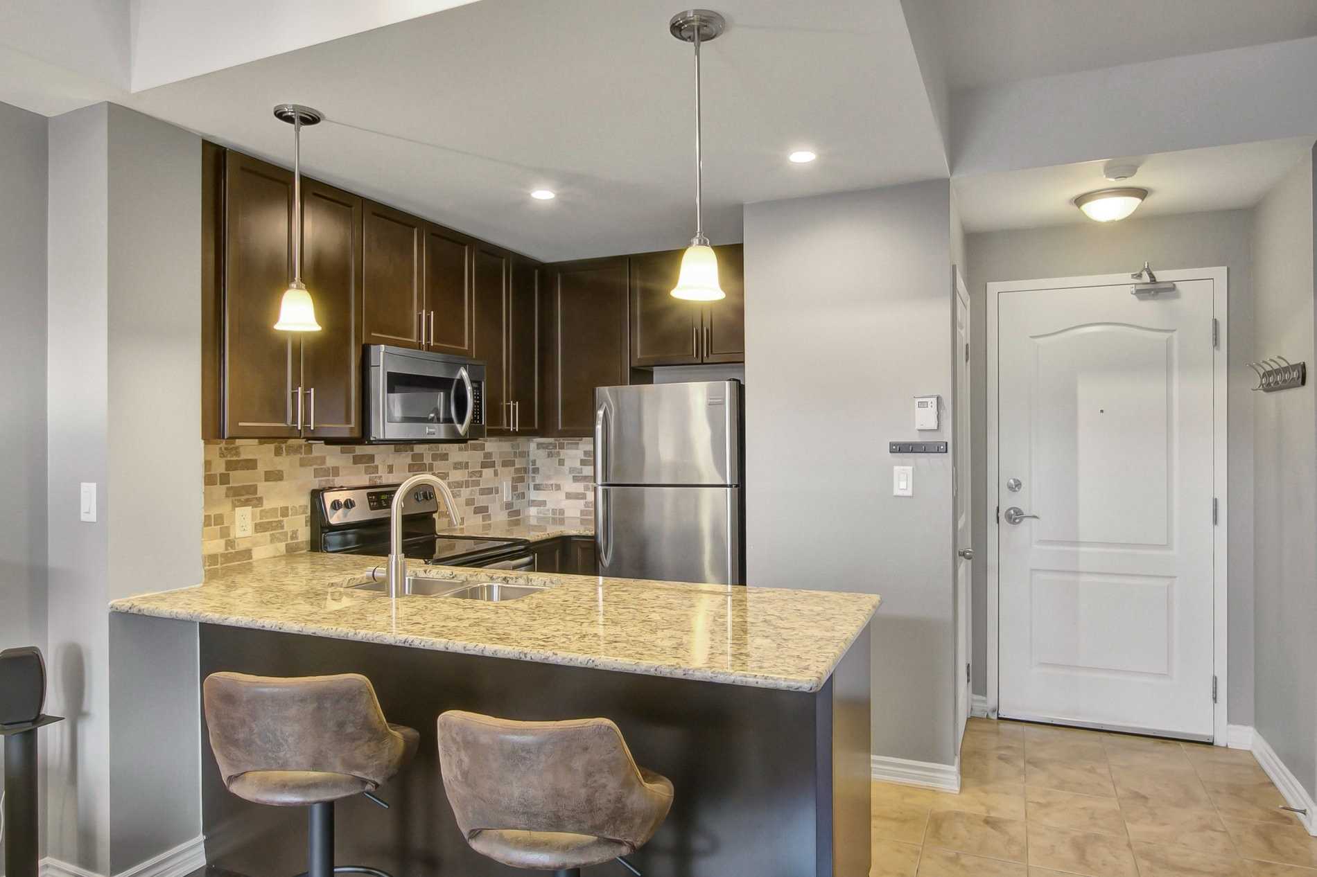 5327 Upper Middle Rd, #304