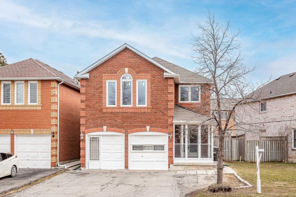 22 Muirland Cres, Brampton