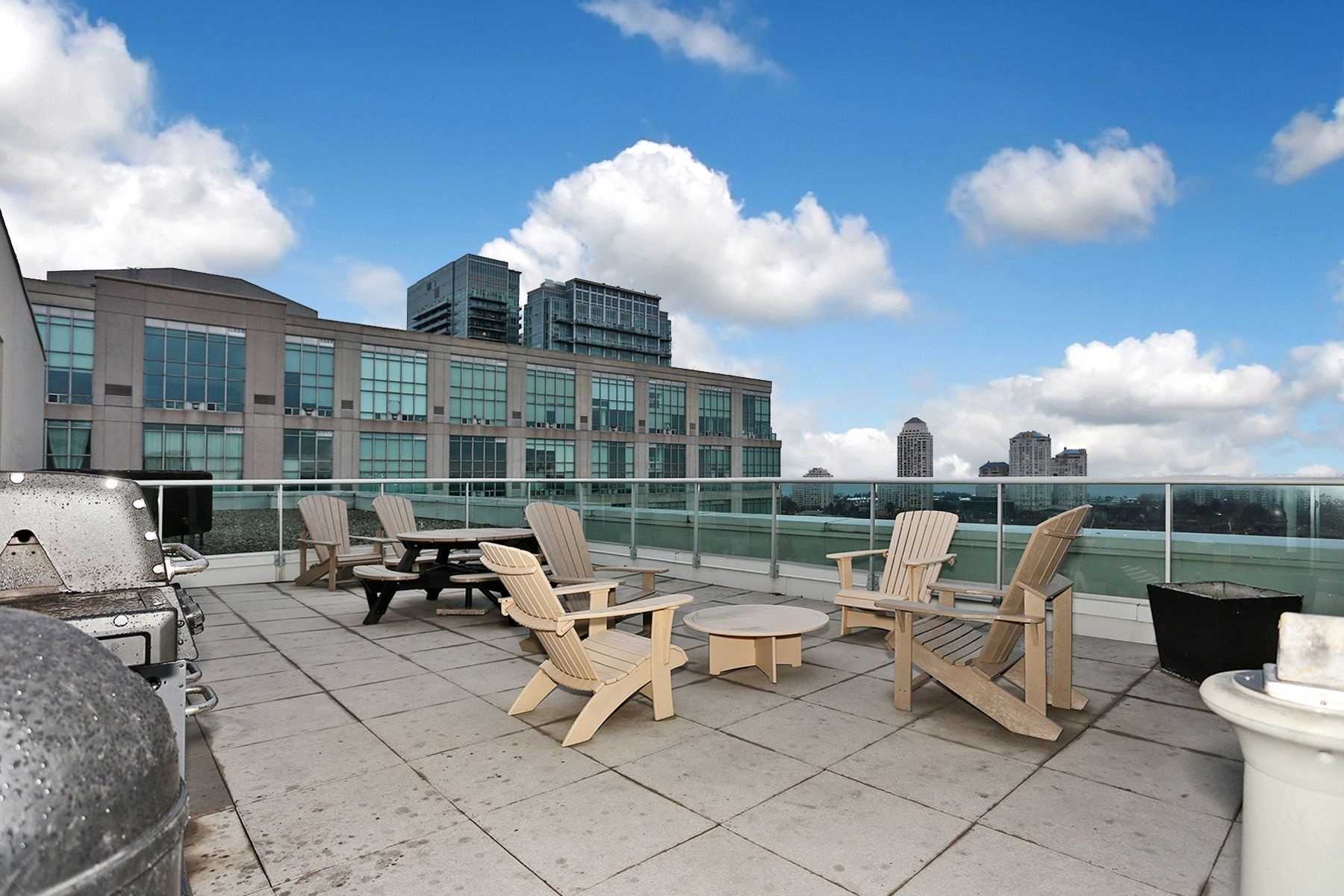 200 Manitoba St, #135