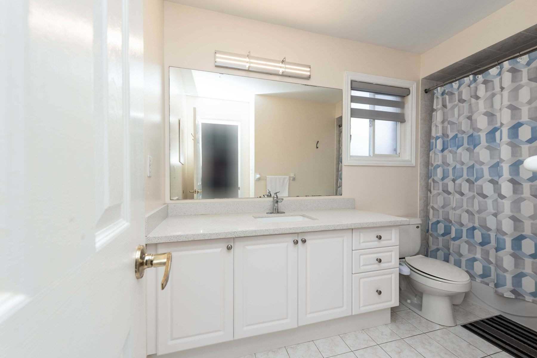 7 Dovehaven Cres