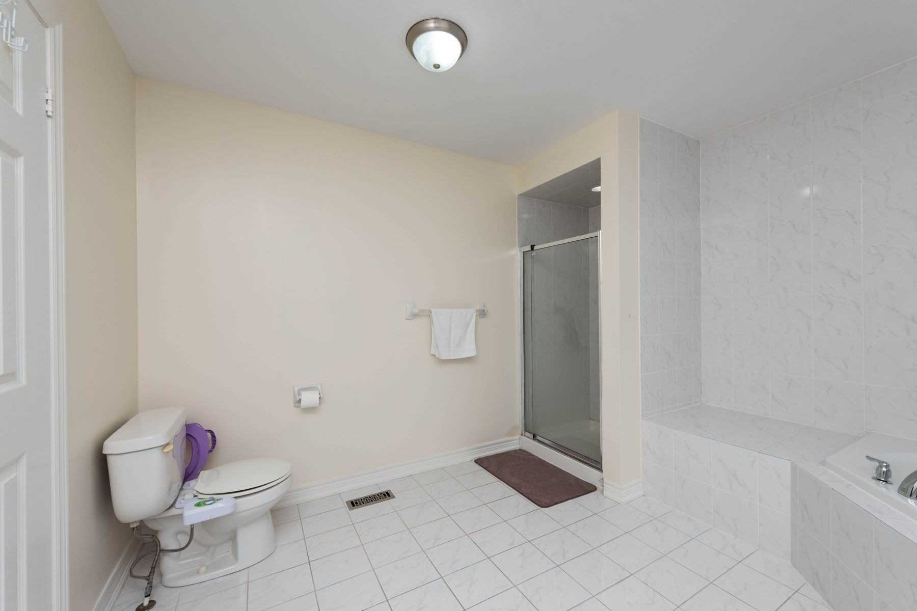 7 Dovehaven Cres