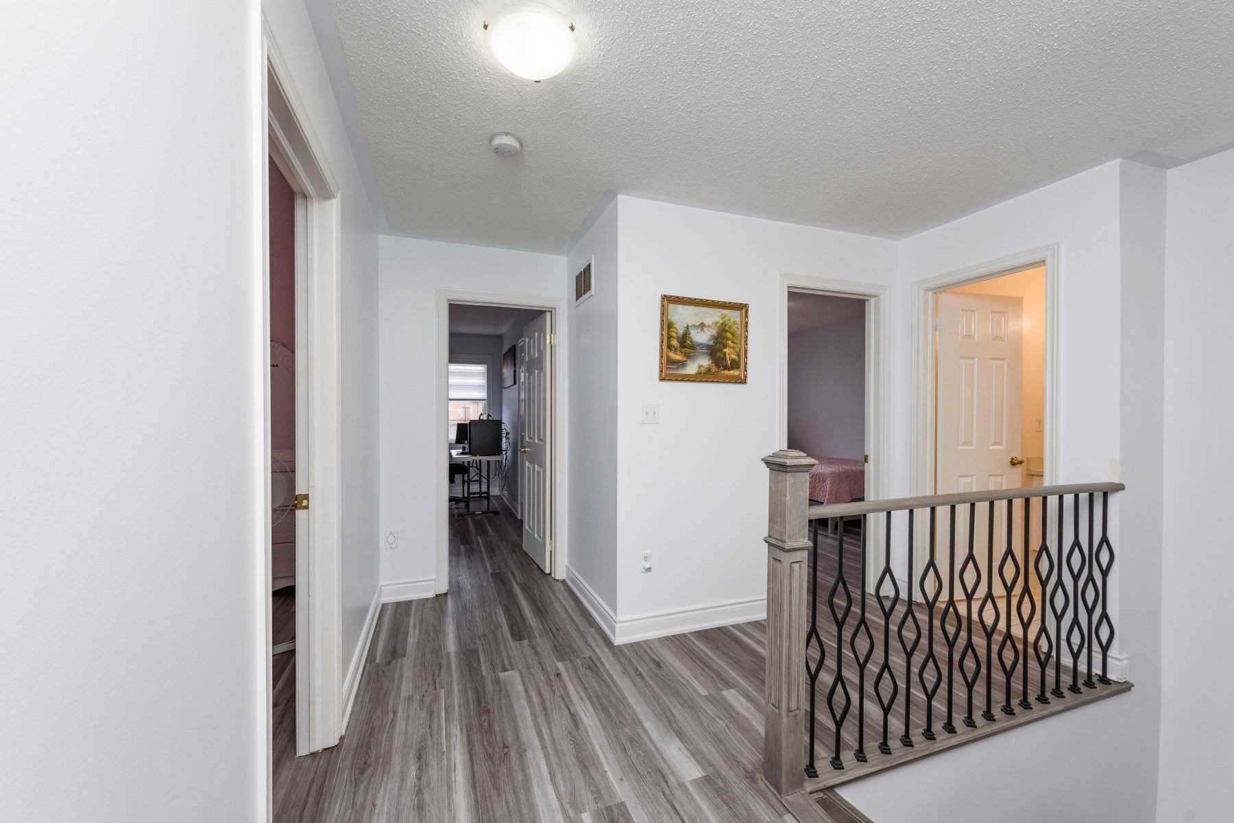 7 Dovehaven Cres